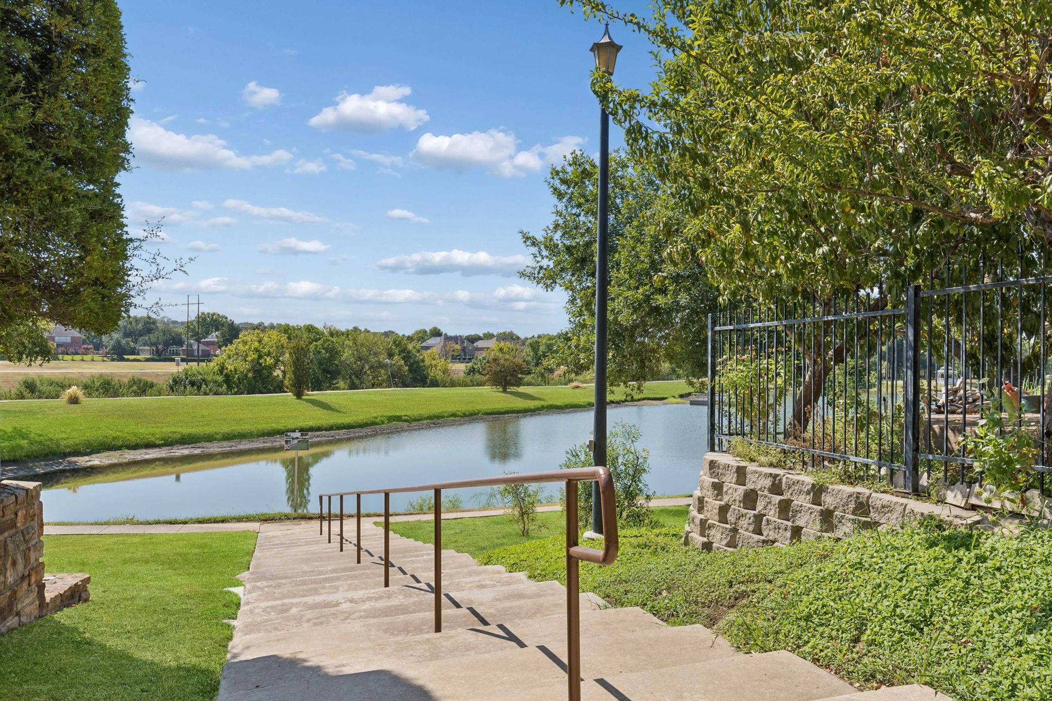 main property photo 25