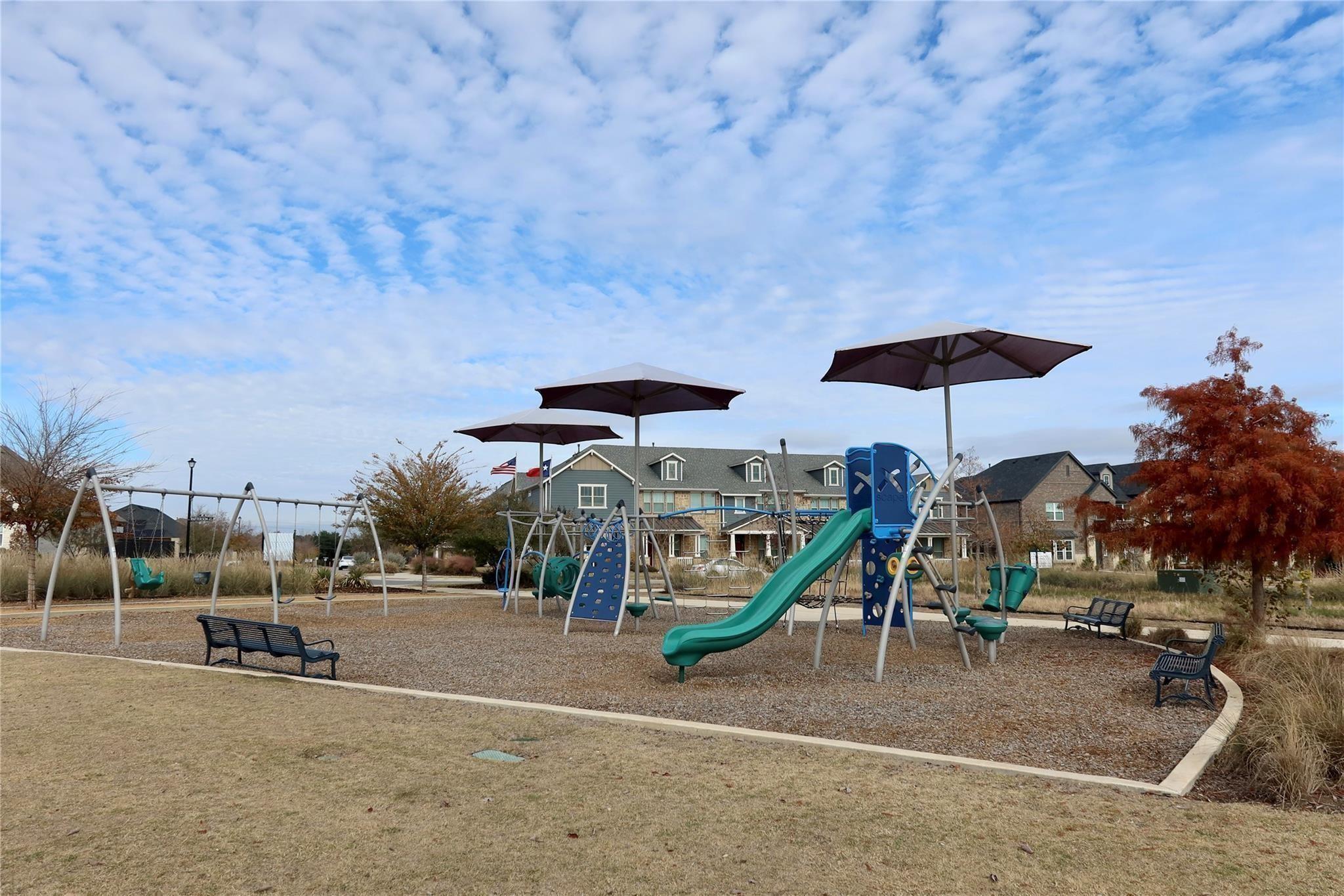main property photo 18