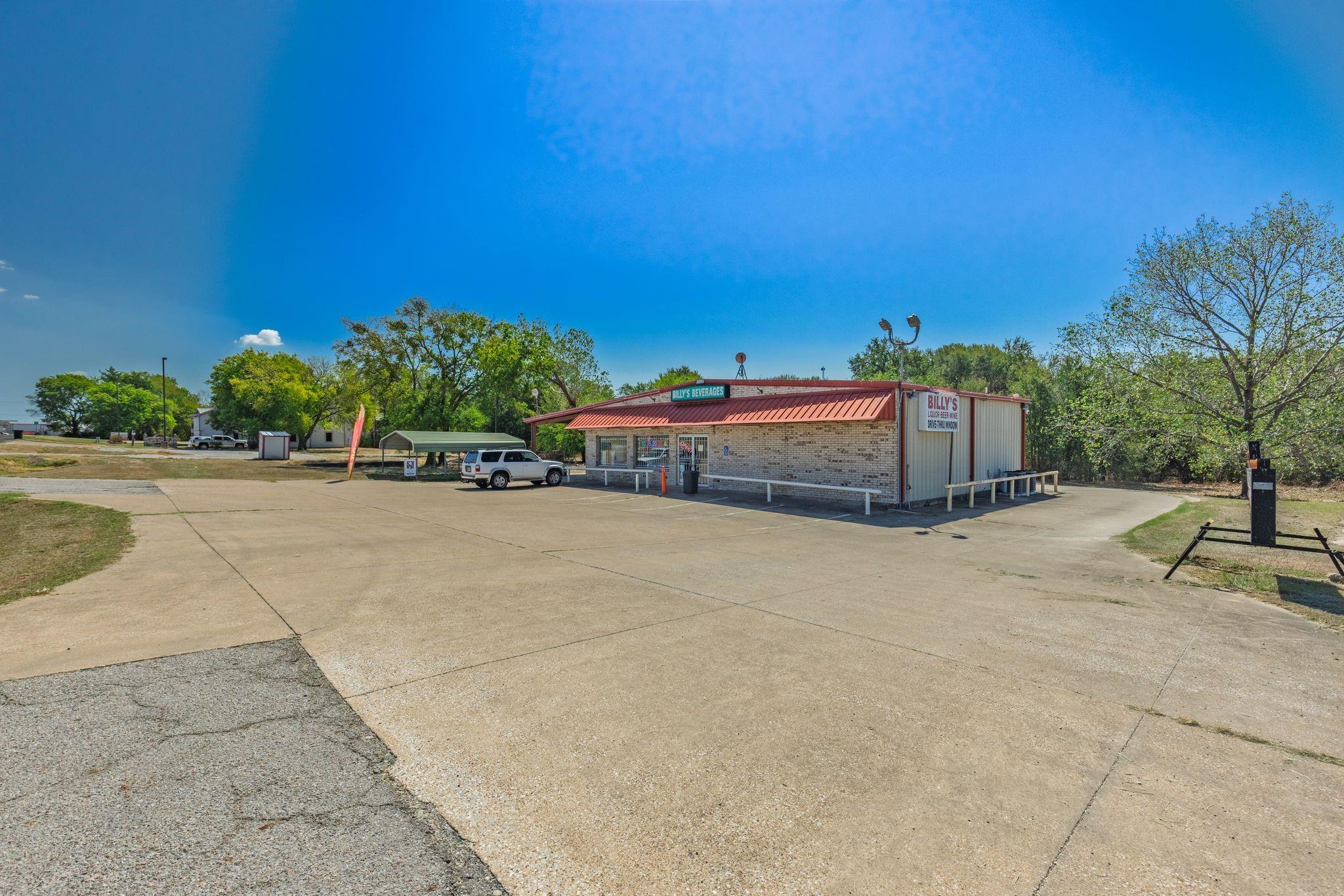 main property photo 4