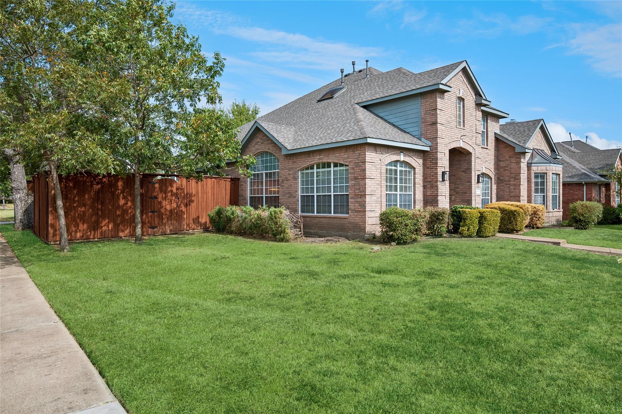 main property photo 35