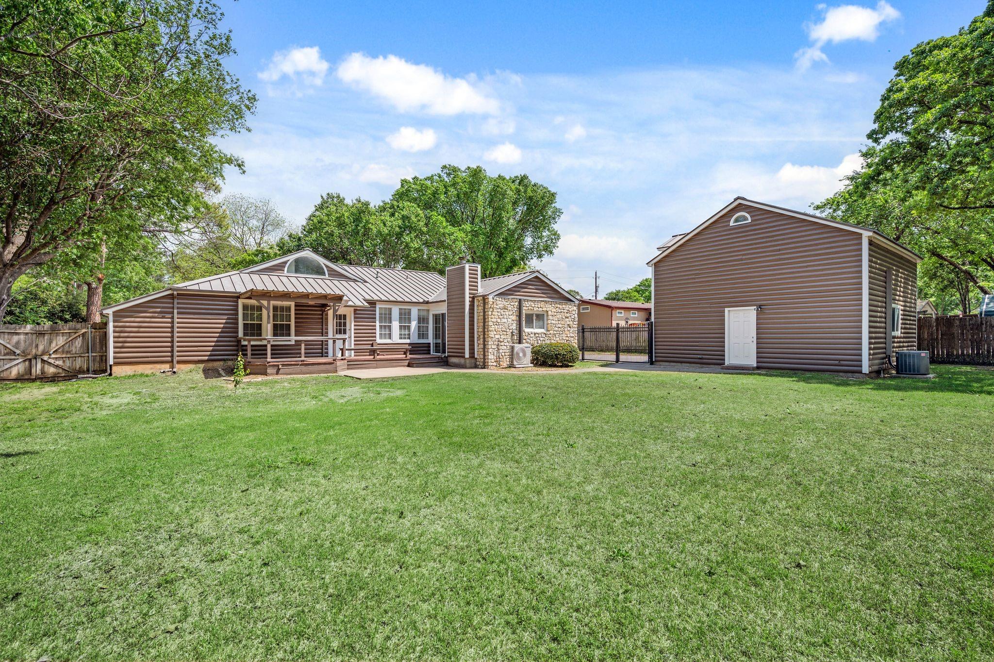 main property photo 30