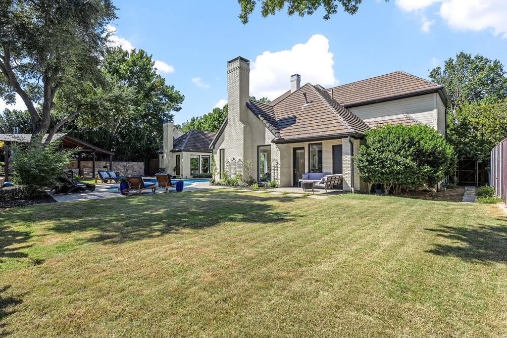 main property photo 33