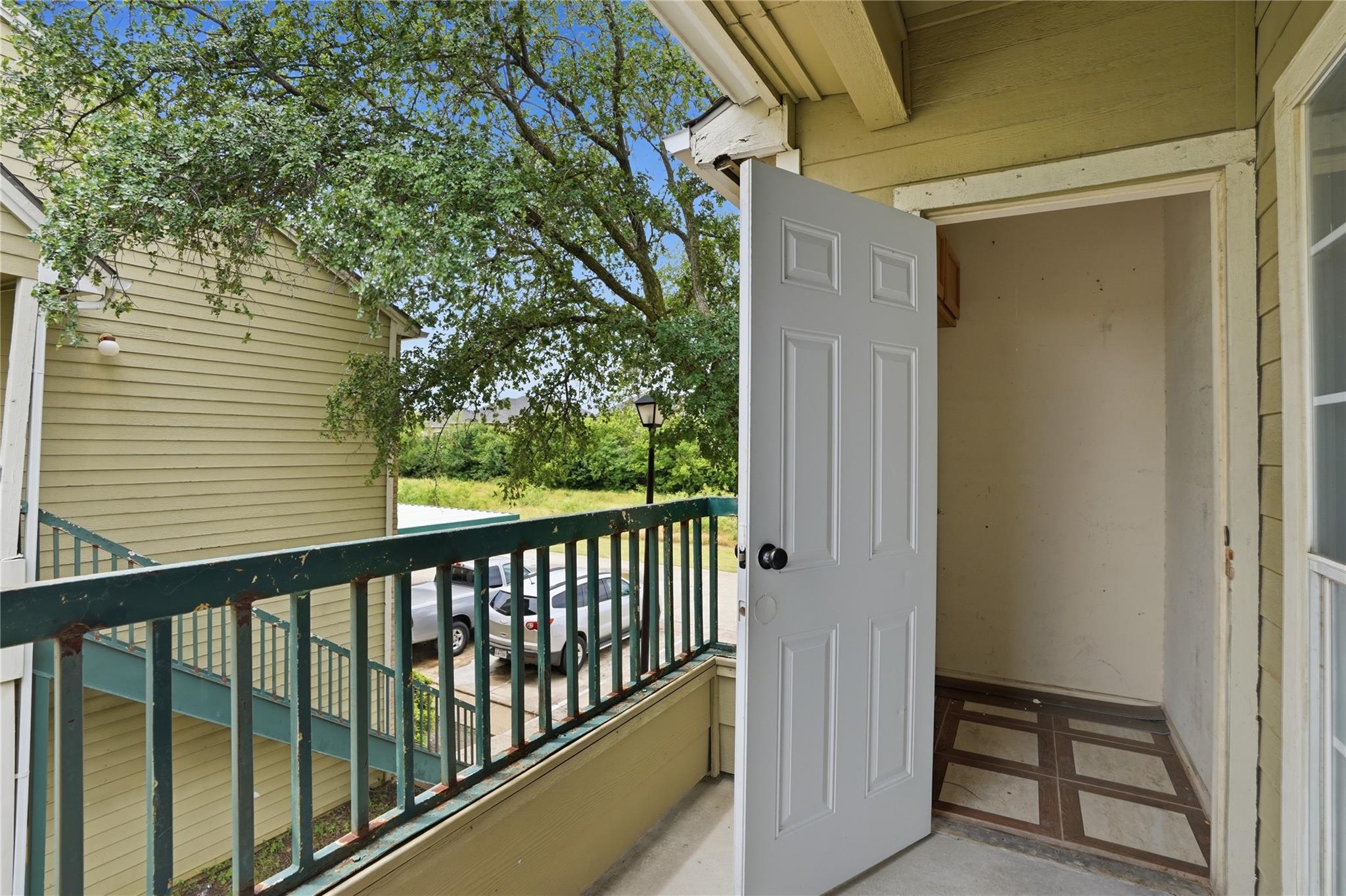 main property photo 19