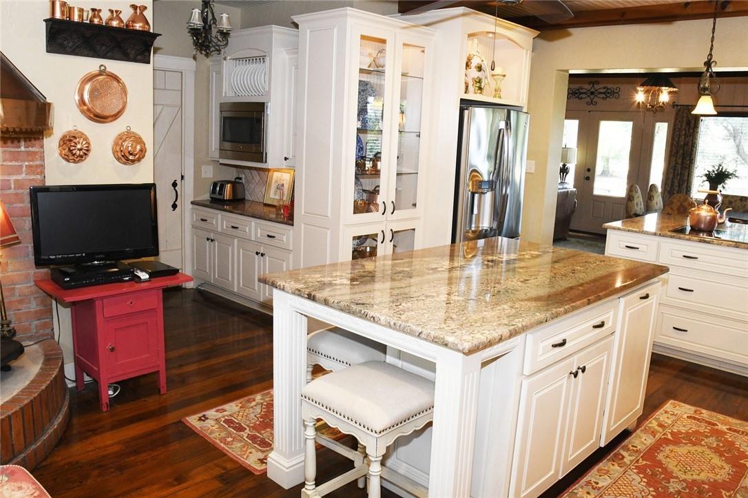 main property photo 12