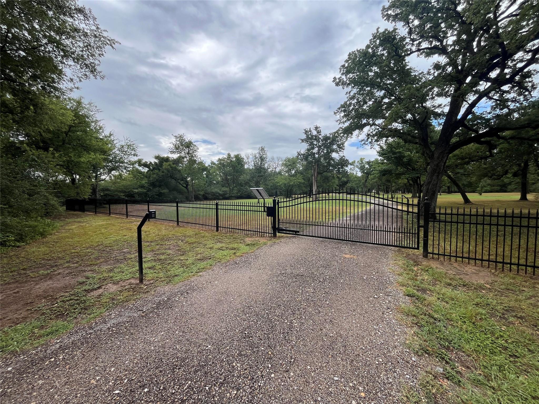 main property photo 38
