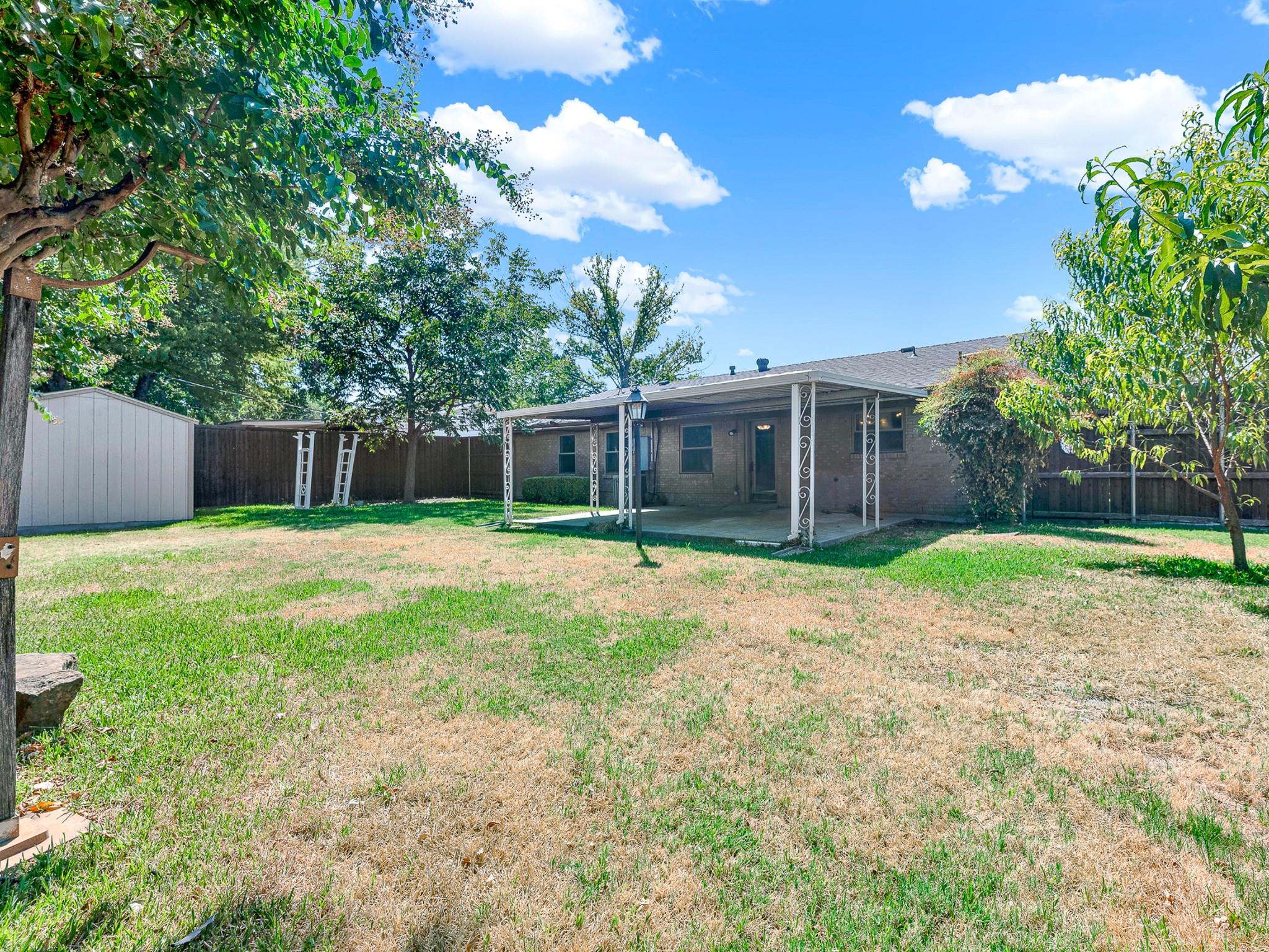 main property photo 22