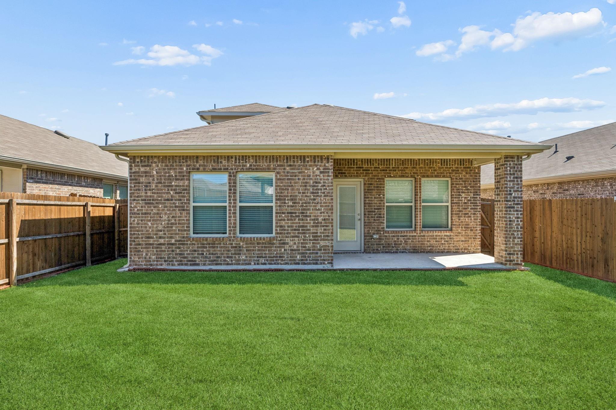 main property photo 29