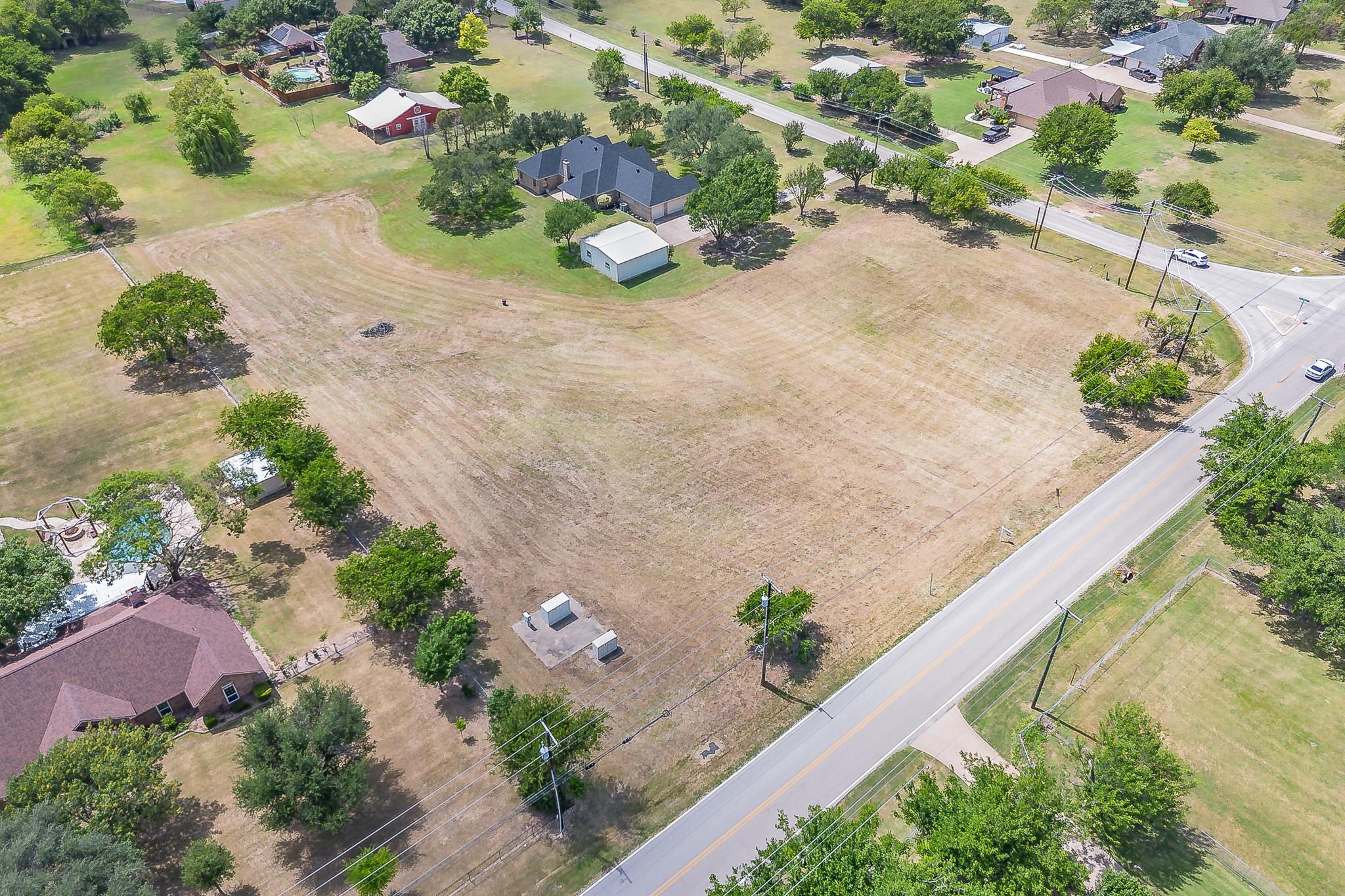 main property photo 35
