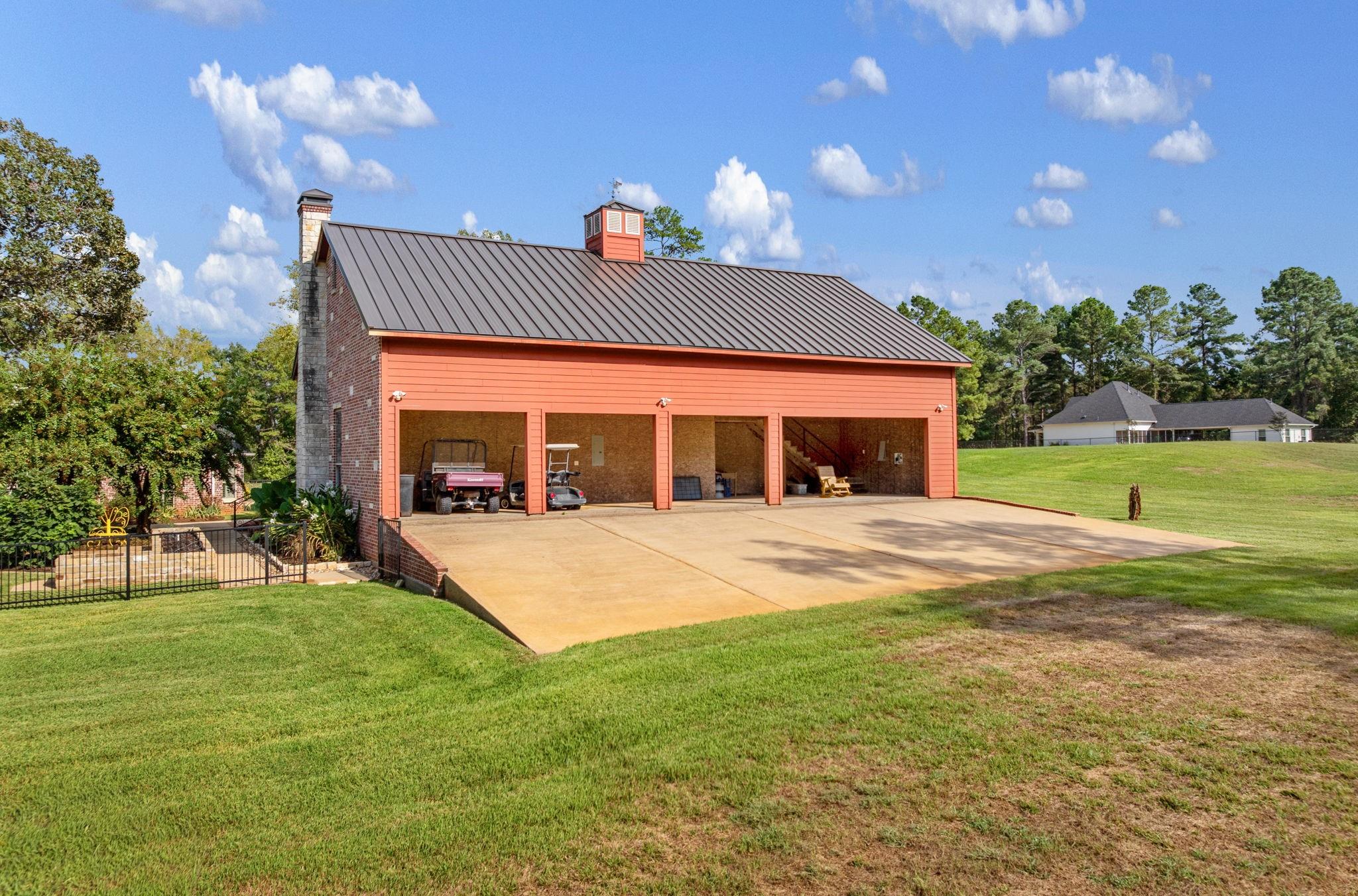 main property photo 38