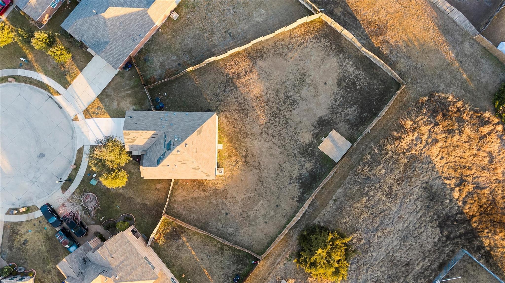 main property photo 29