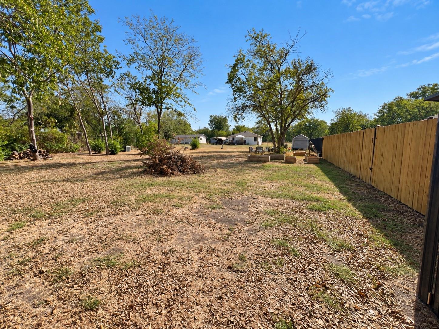 main property photo 26