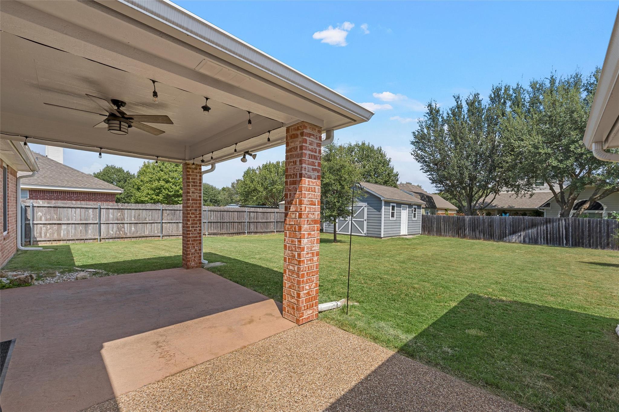 main property photo 19