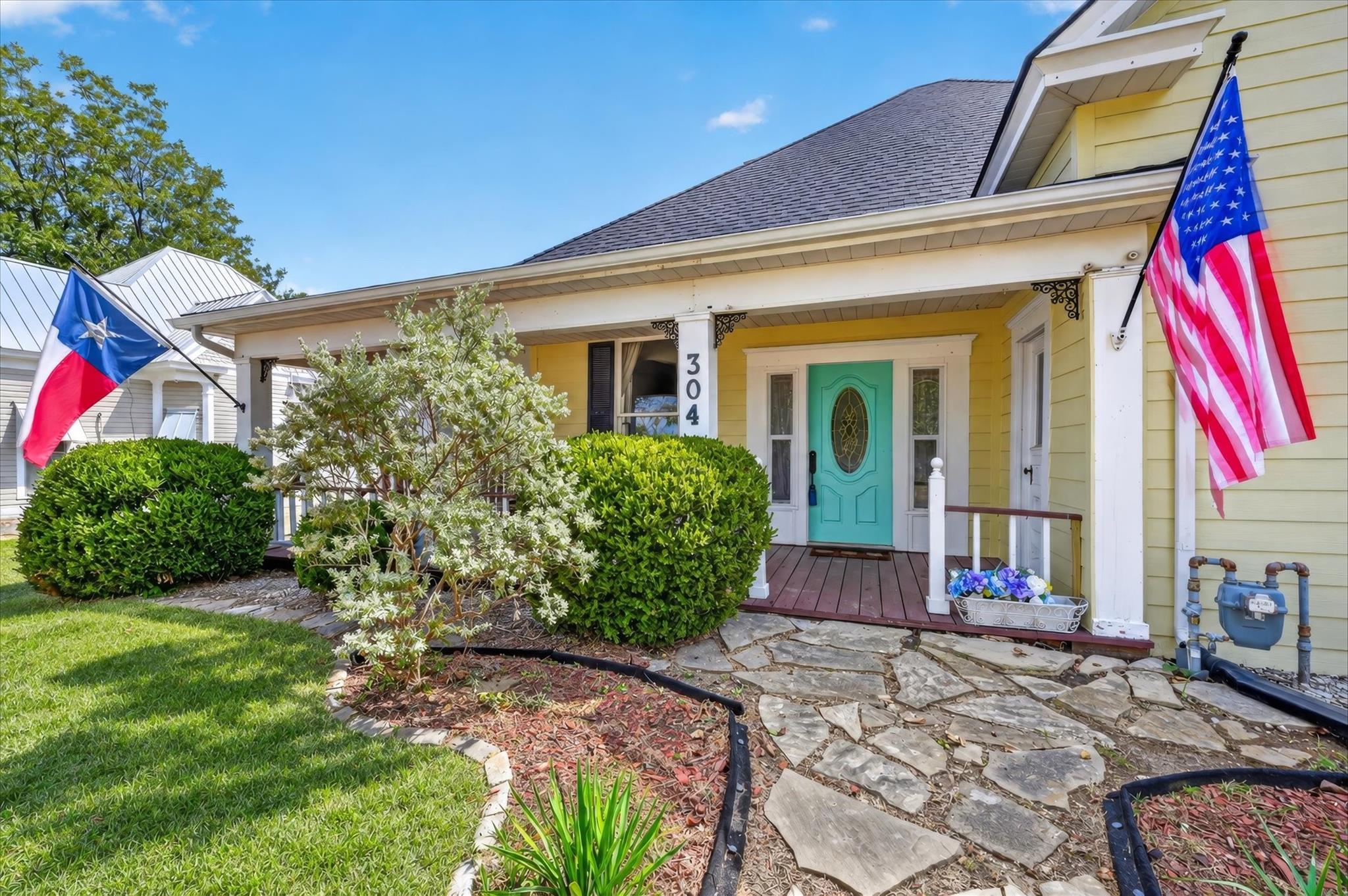 main property photo 2