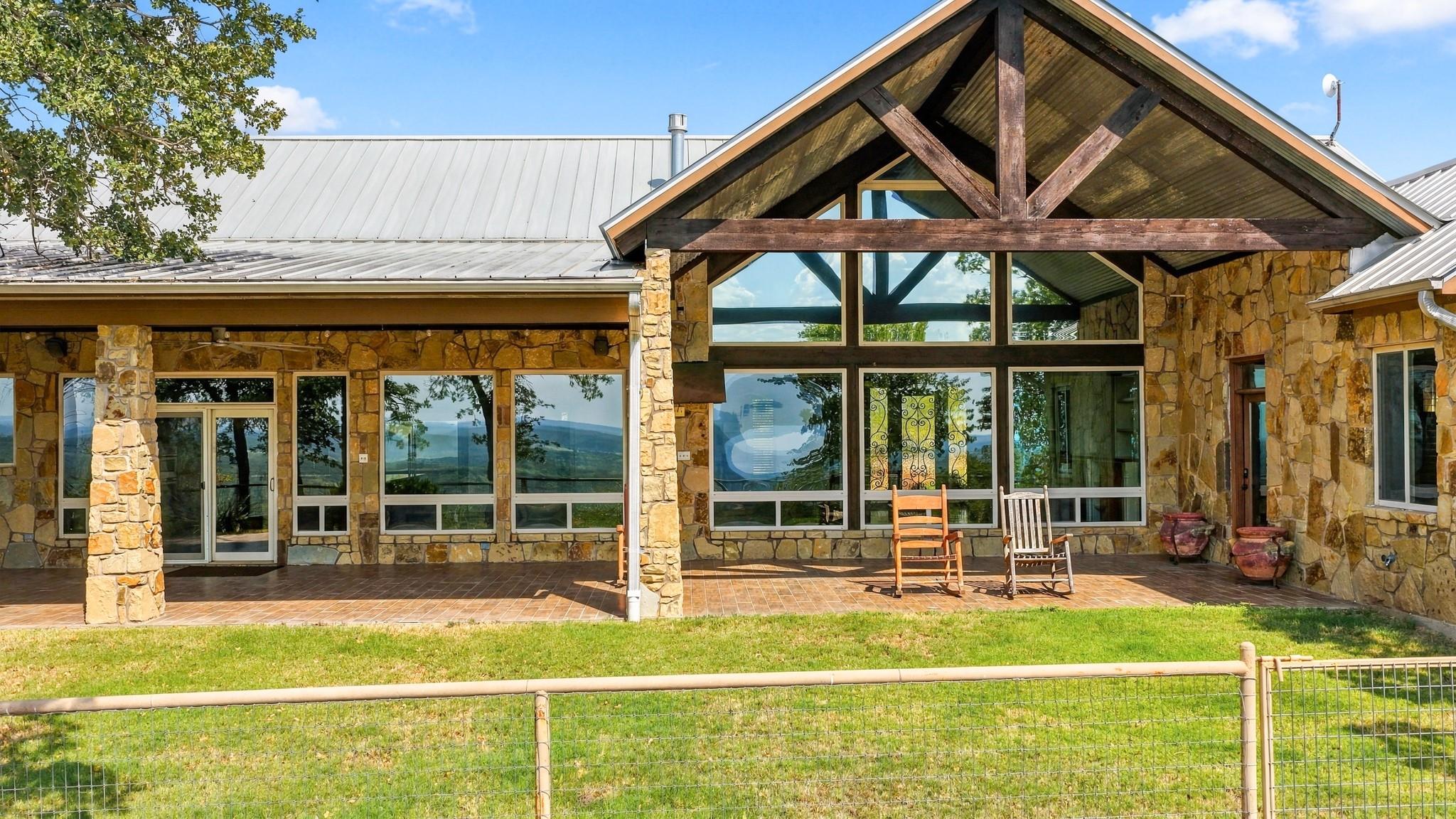 main property photo 35