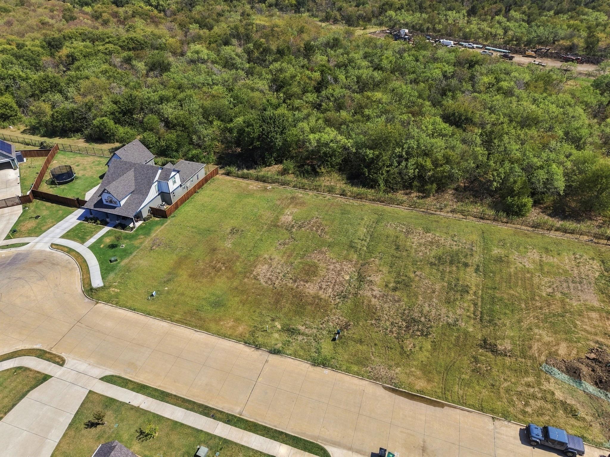 main property photo 8