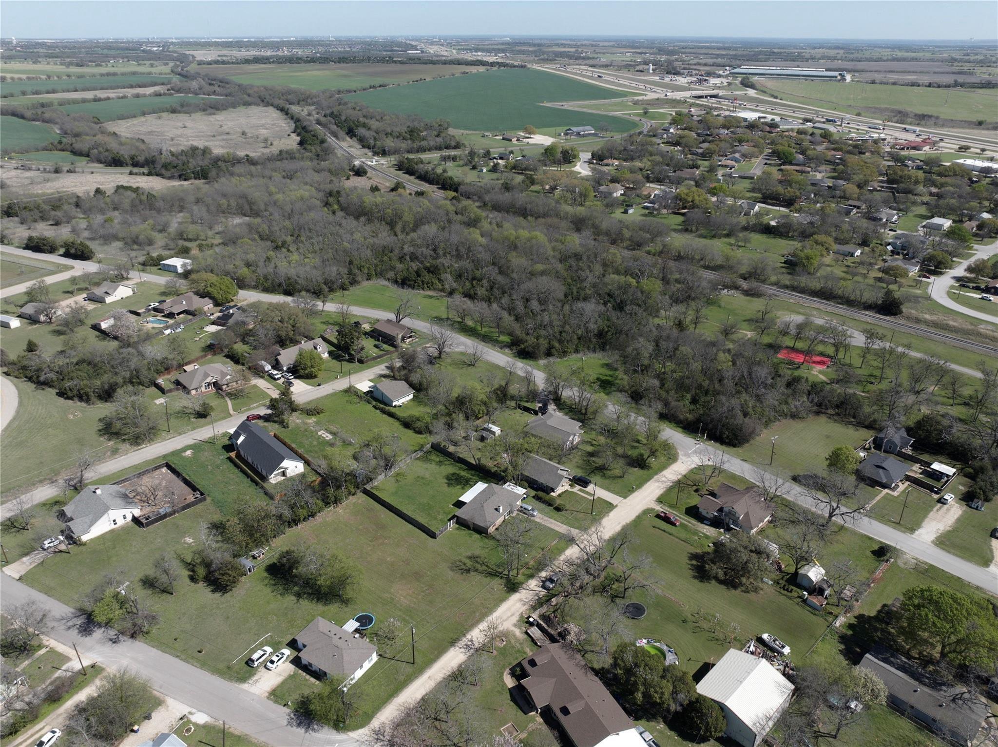 main property photo 3