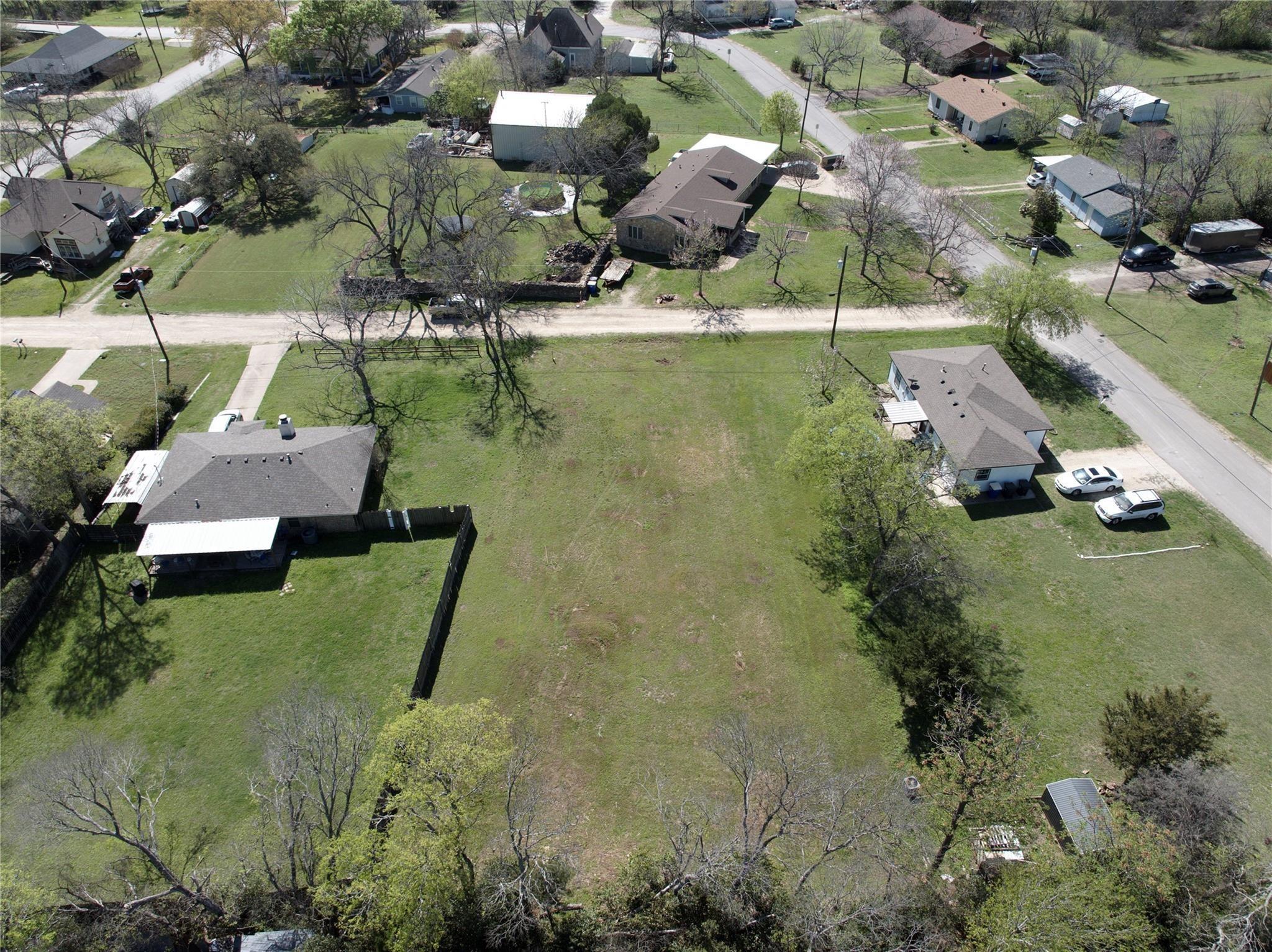 main property photo 8