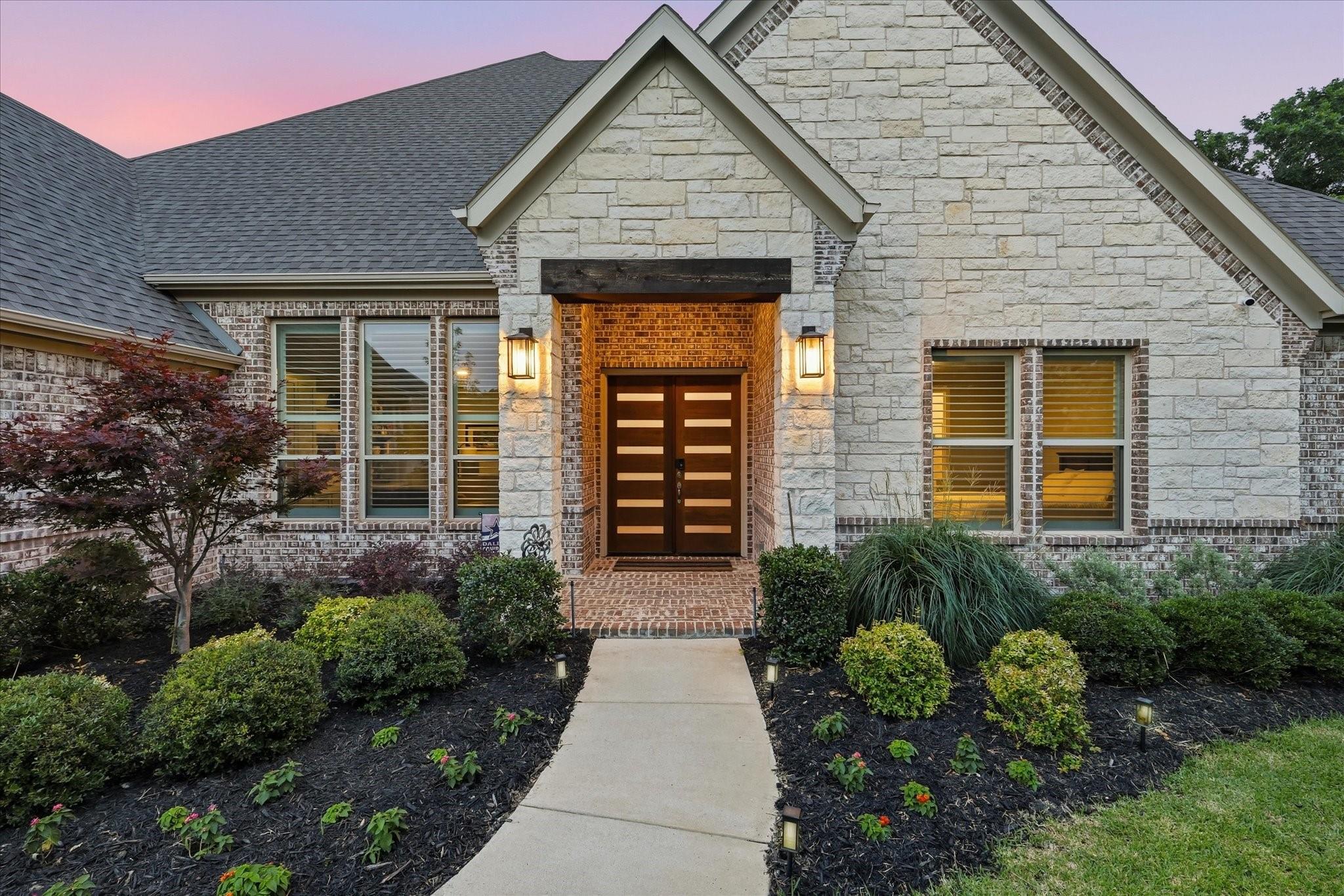 main property photo 25