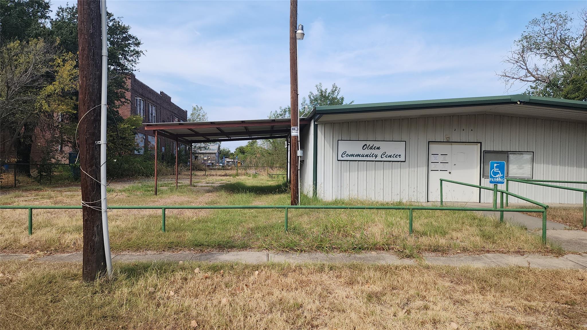 main property photo 1