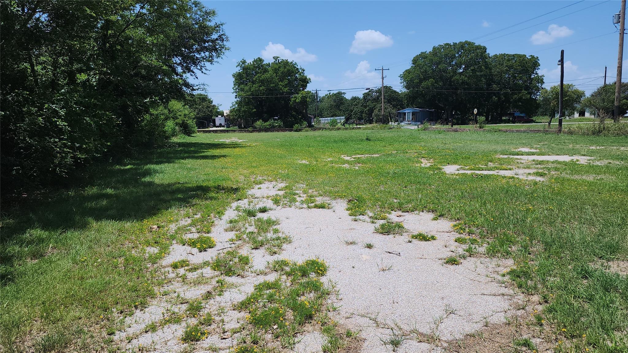 main property photo 17