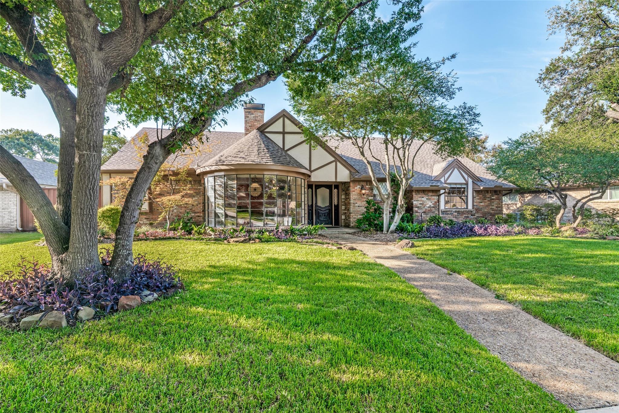 main property photo 27