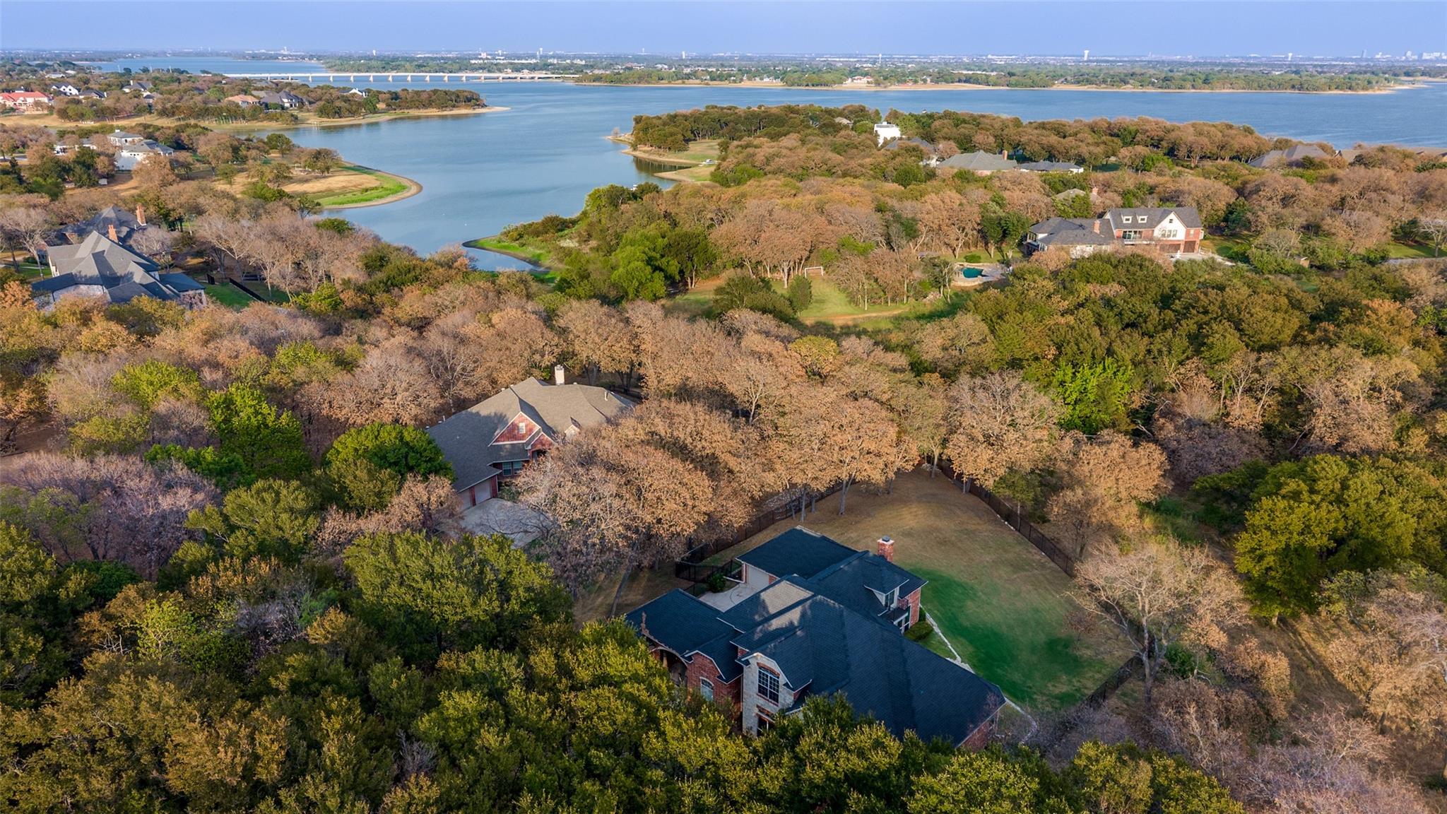 main property photo 32