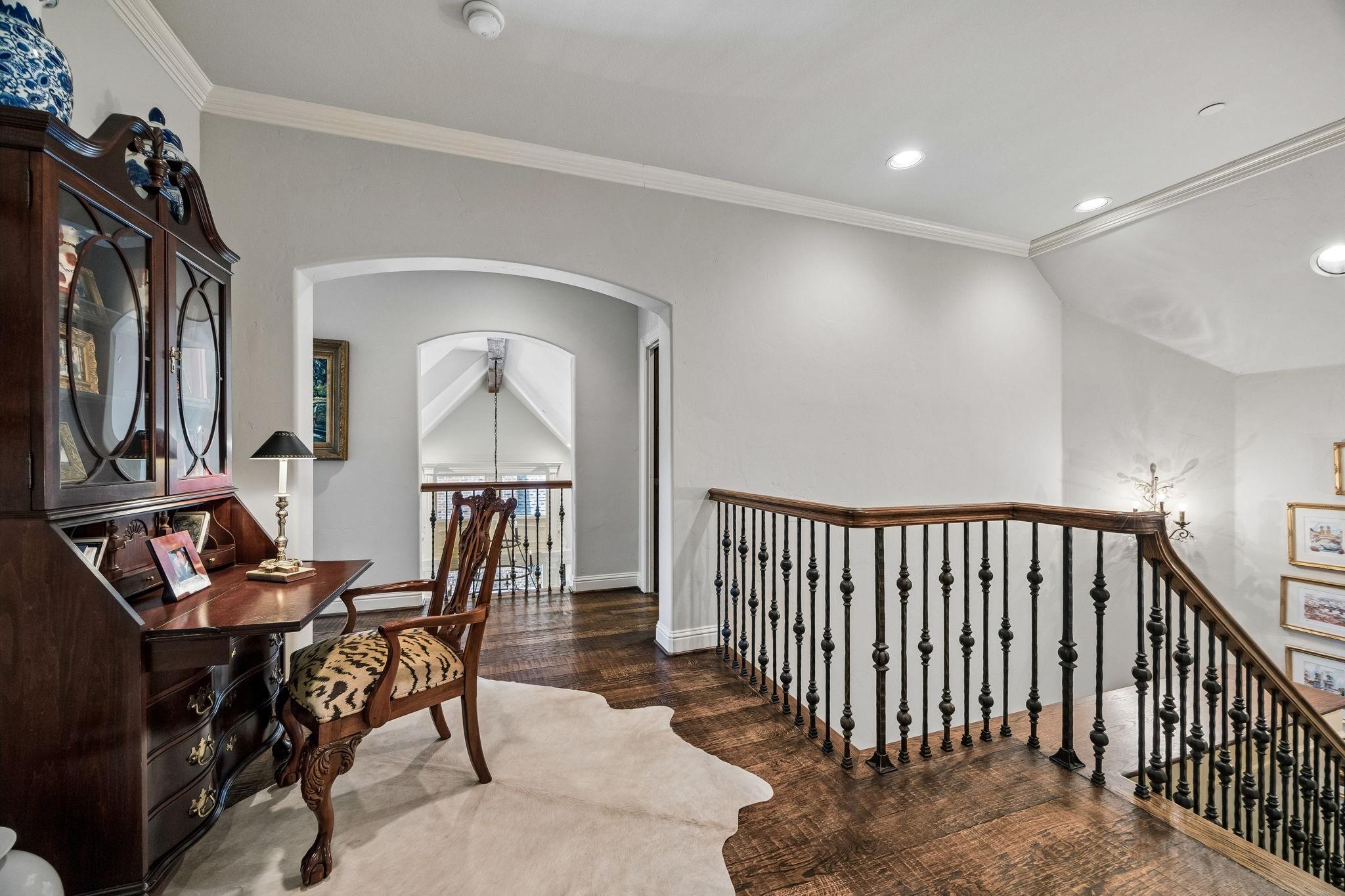 main property photo 25