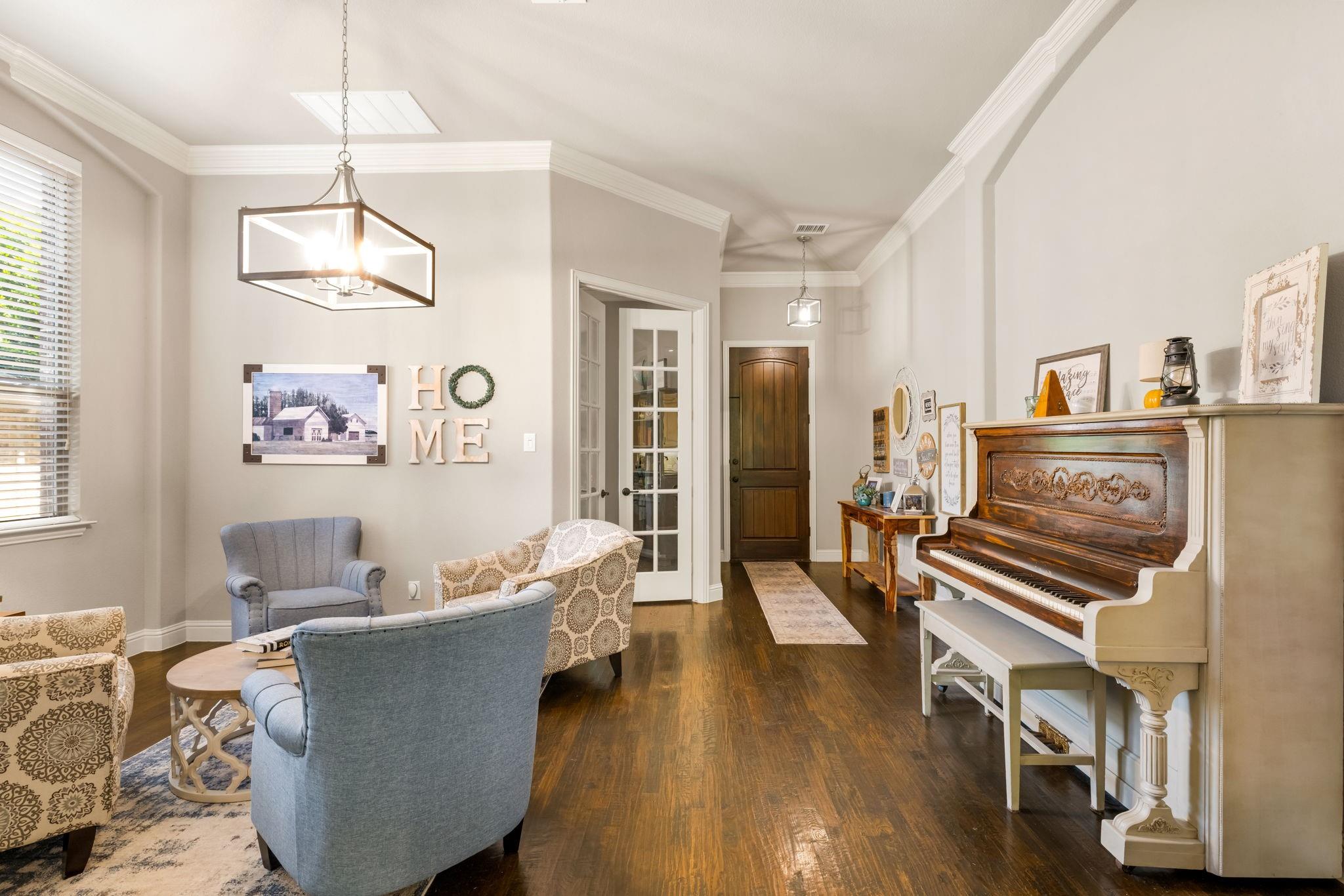 main property photo 7