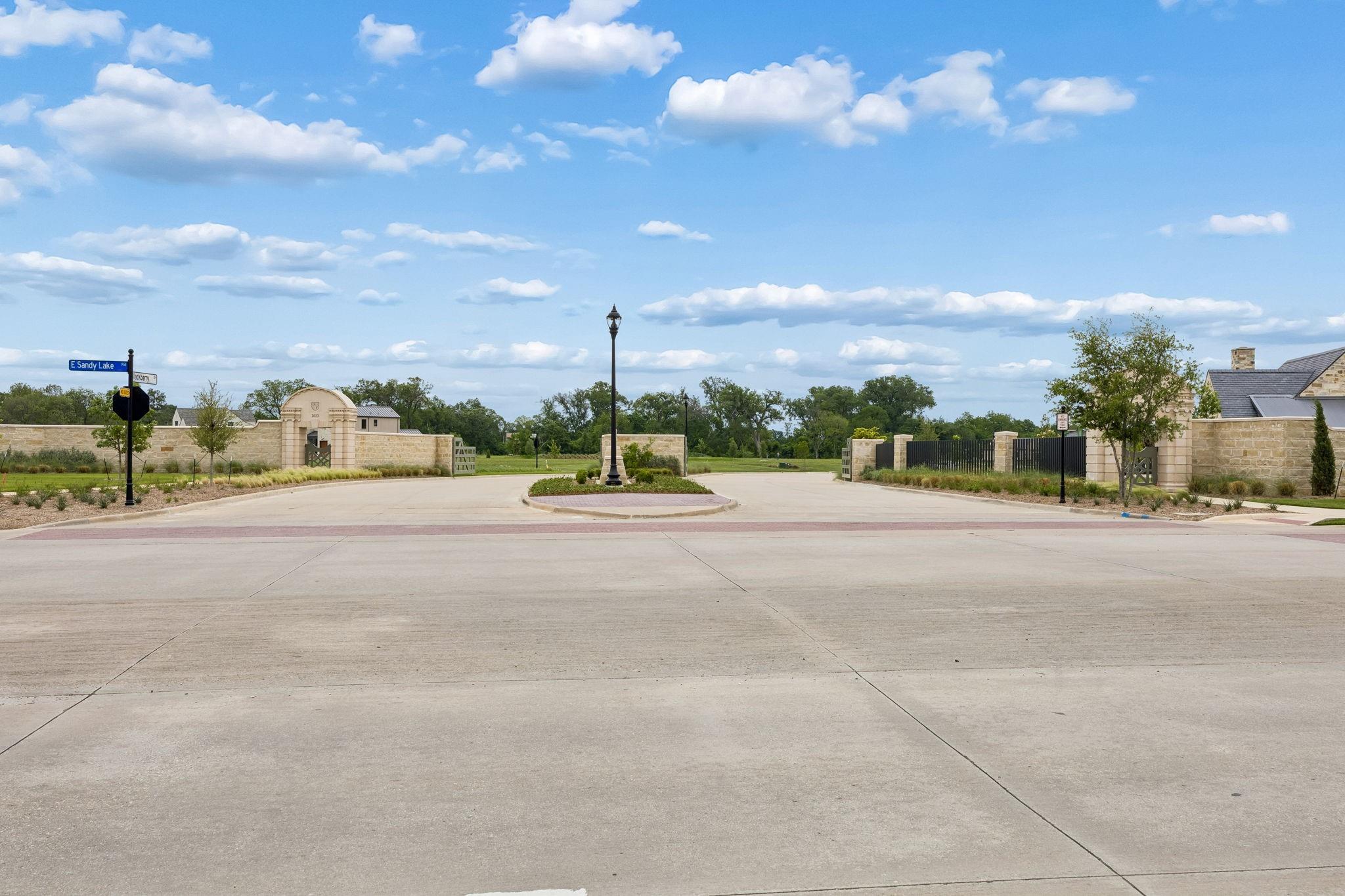 main property photo 39