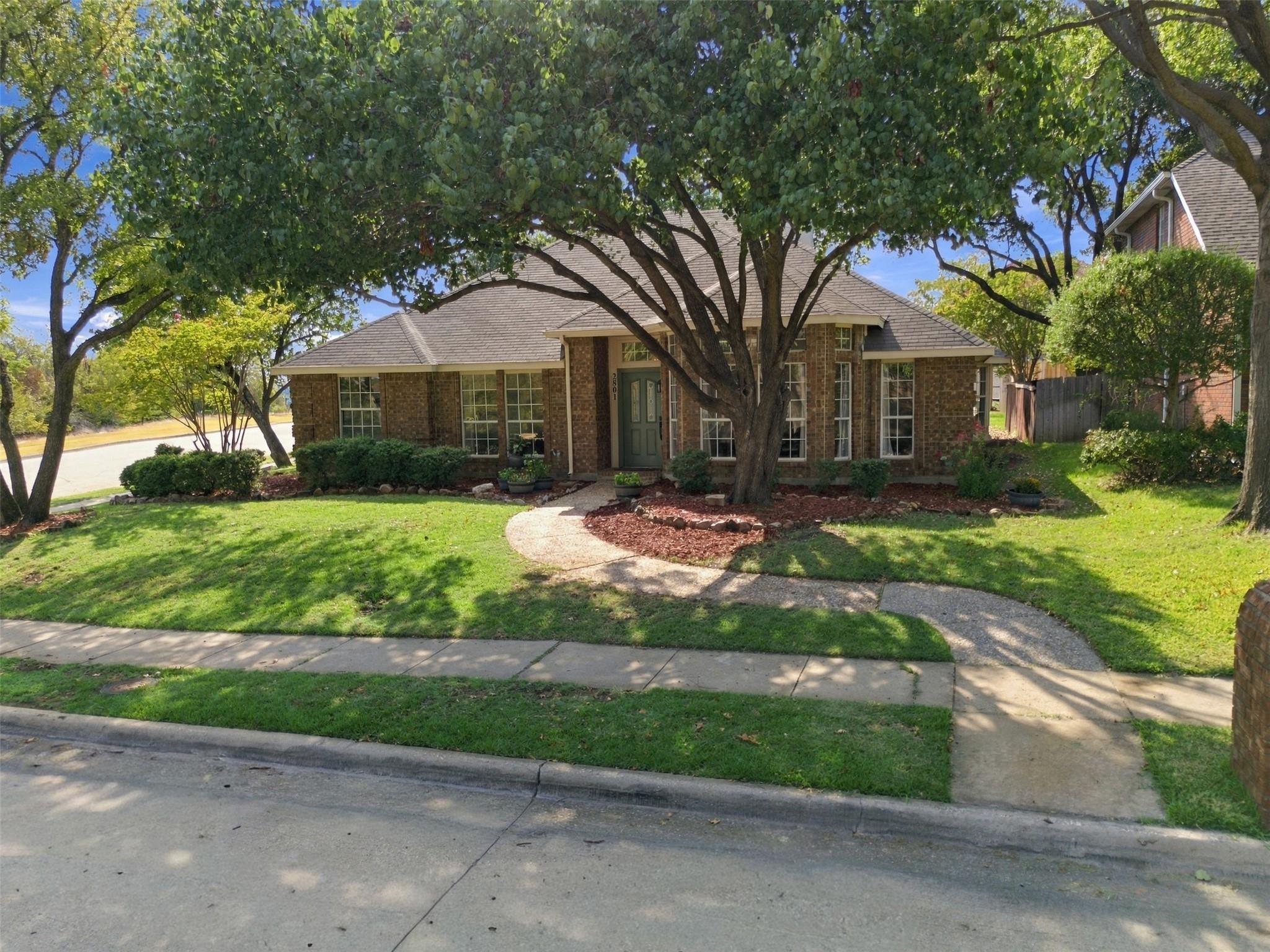 main property photo 30