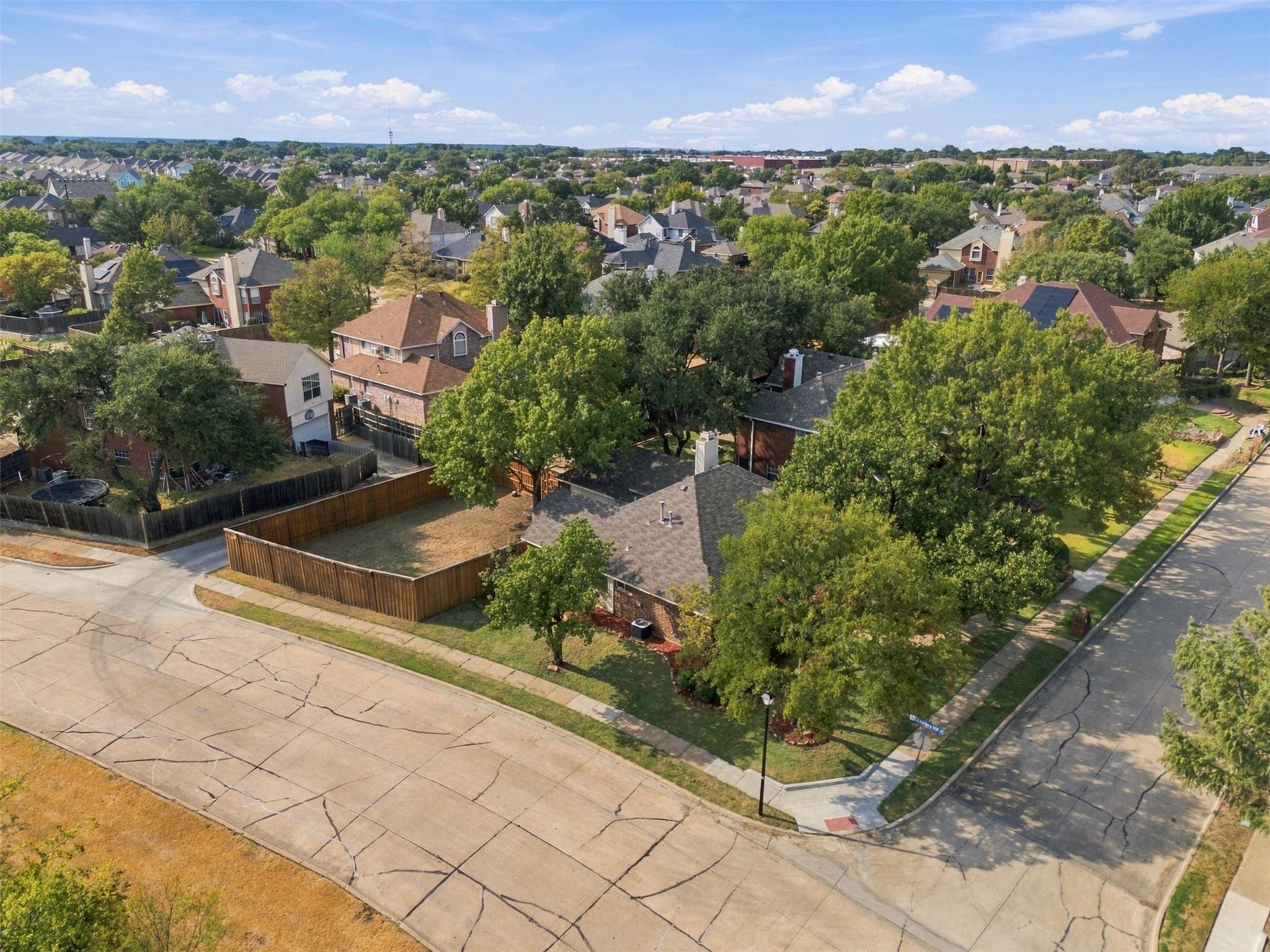 main property photo 32