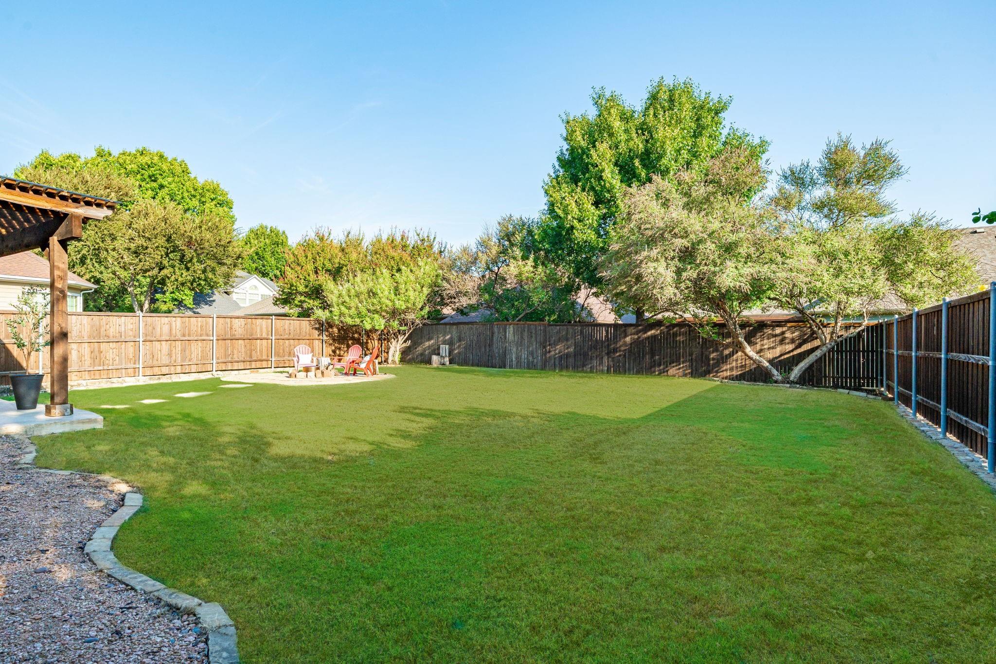 main property photo 32