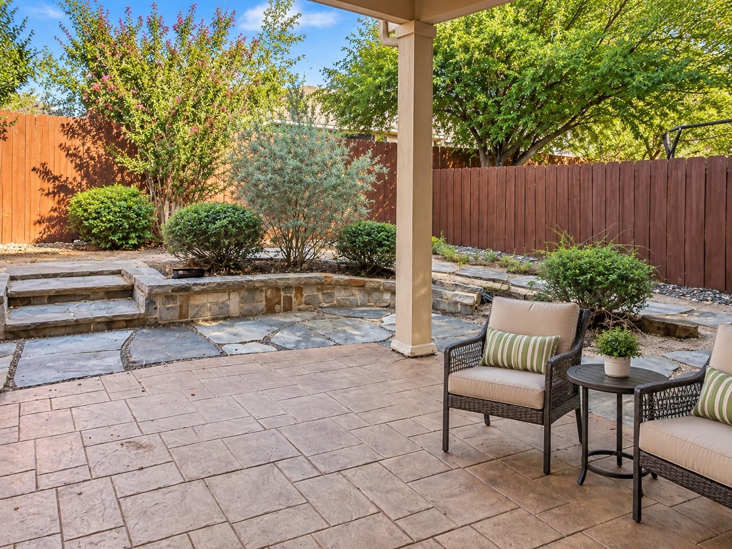 main property photo 18