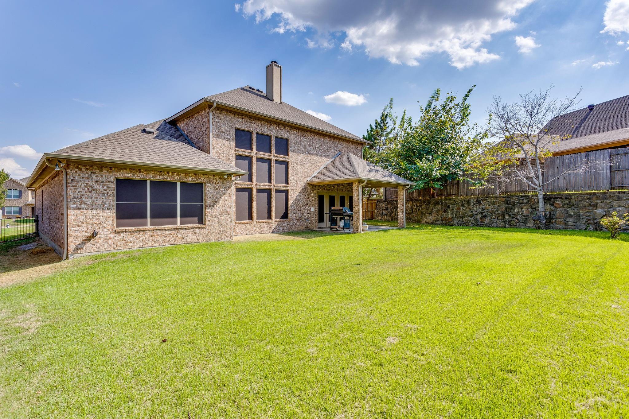 main property photo 35