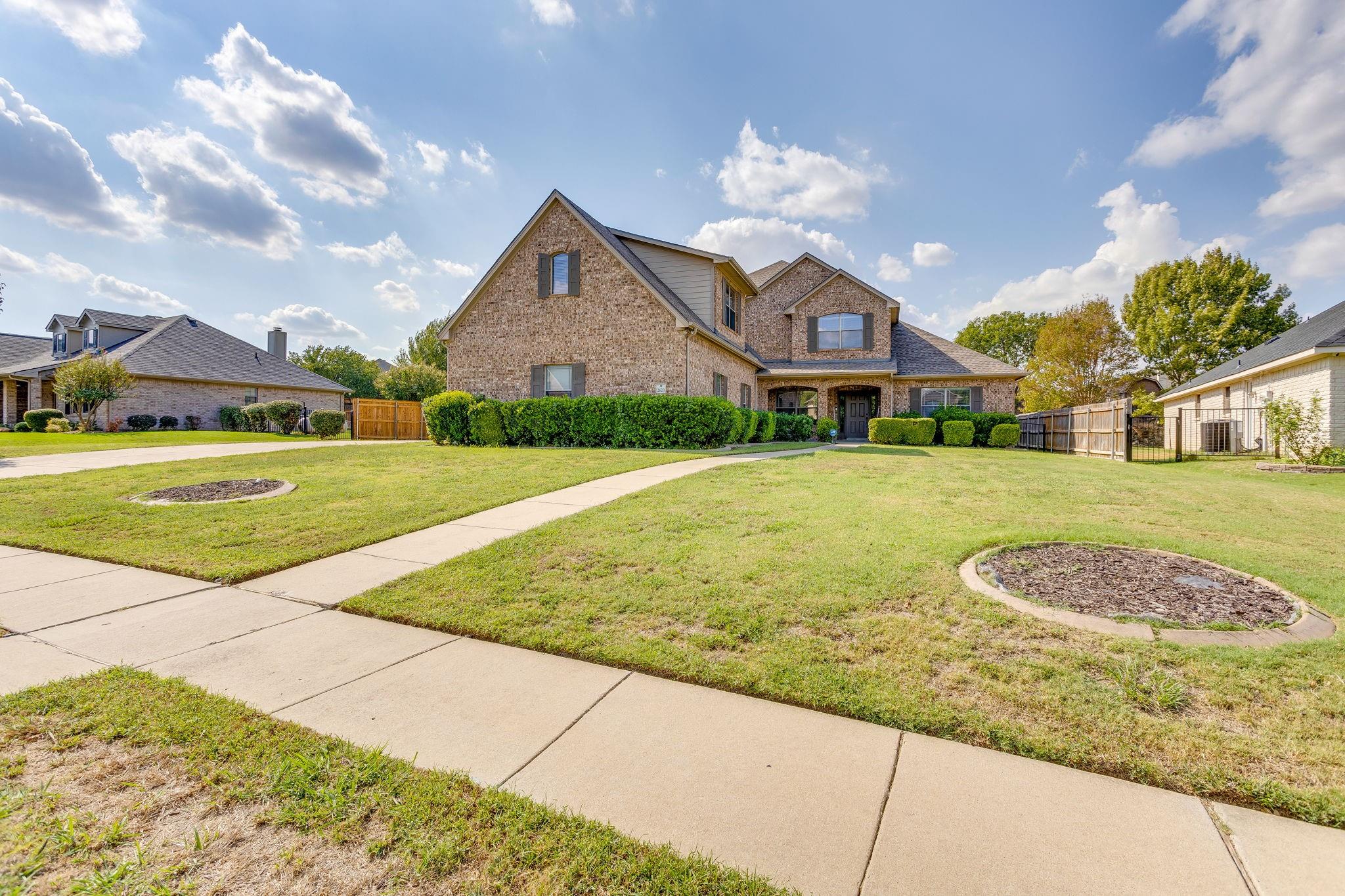 main property photo 4