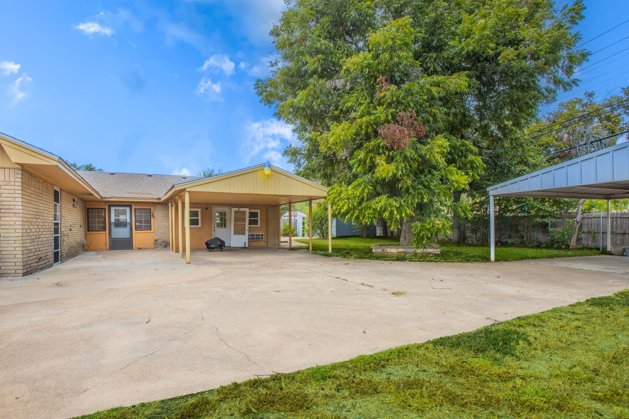 main property photo 26