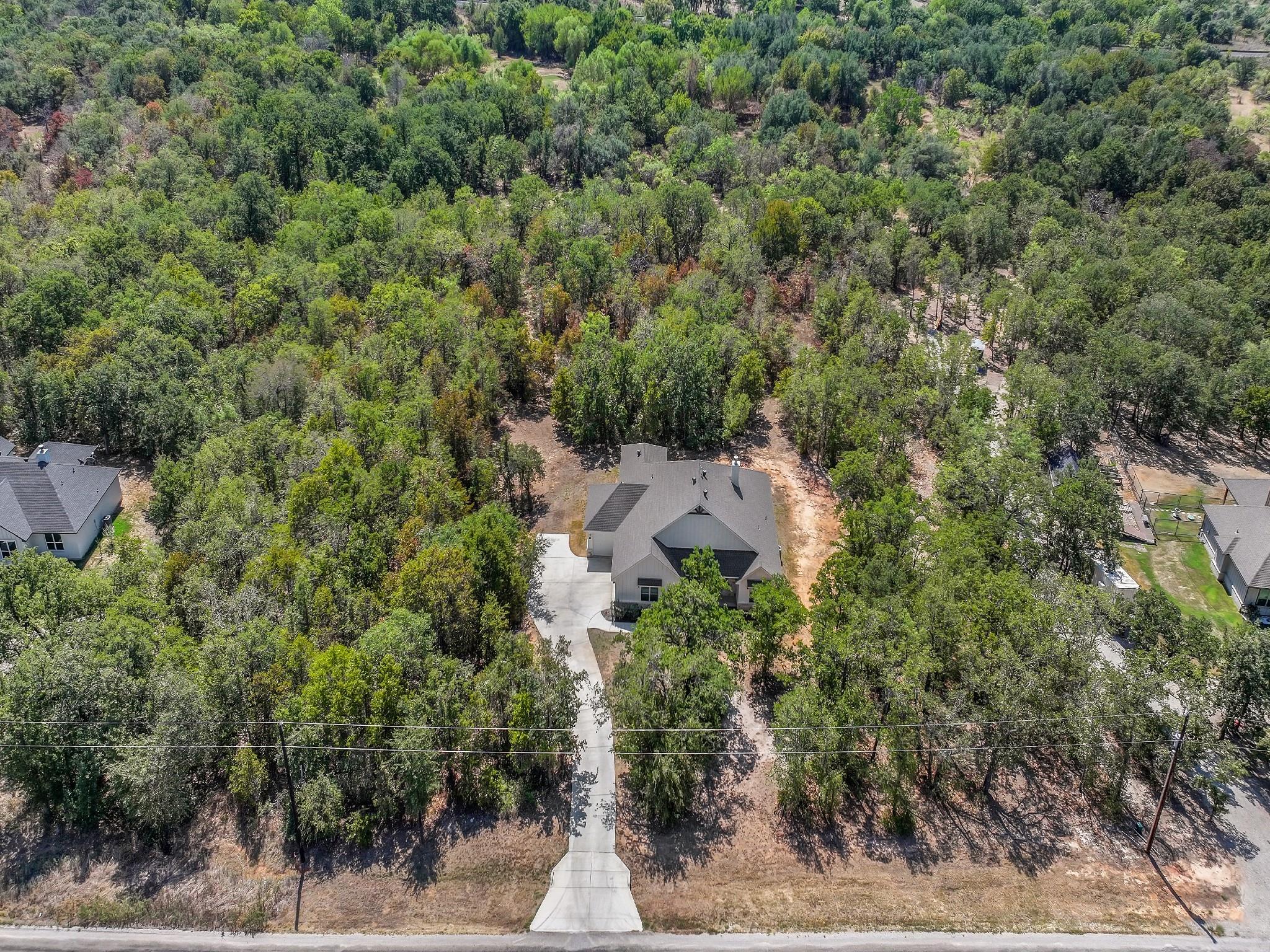 main property photo 35