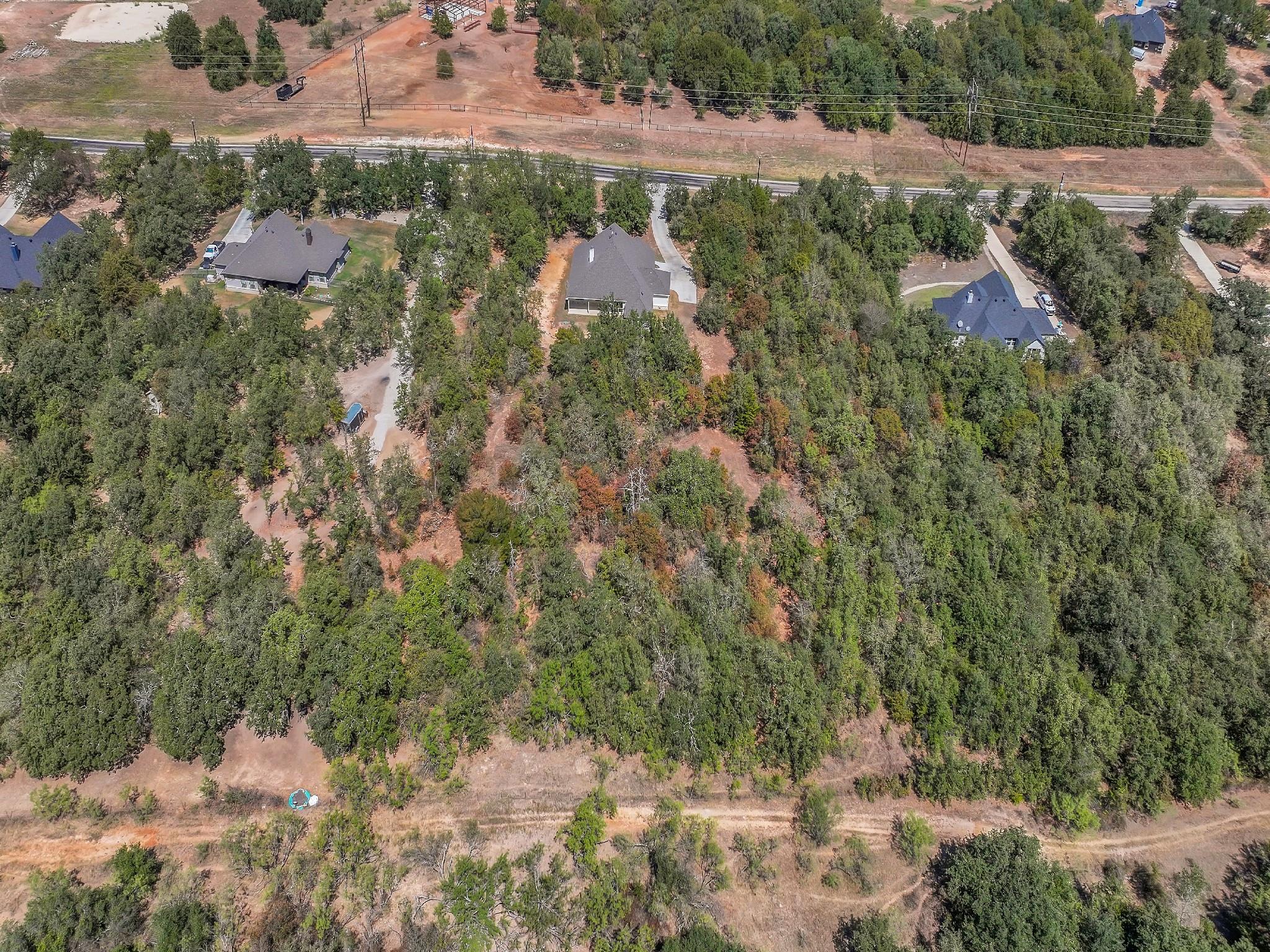 main property photo 37