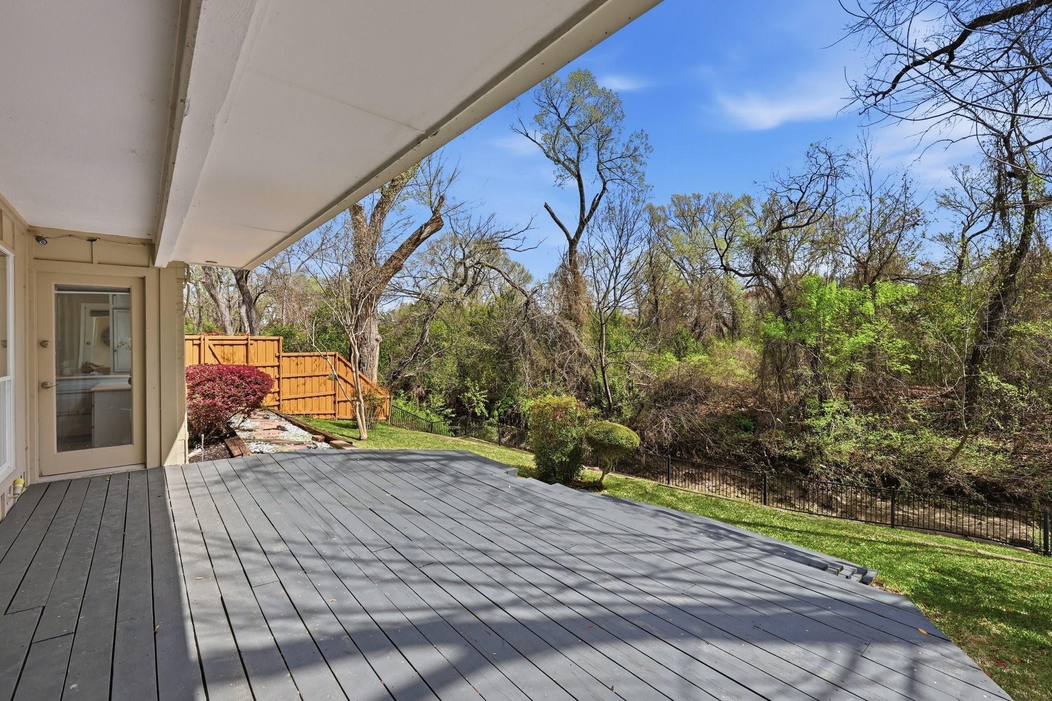 main property photo 22
