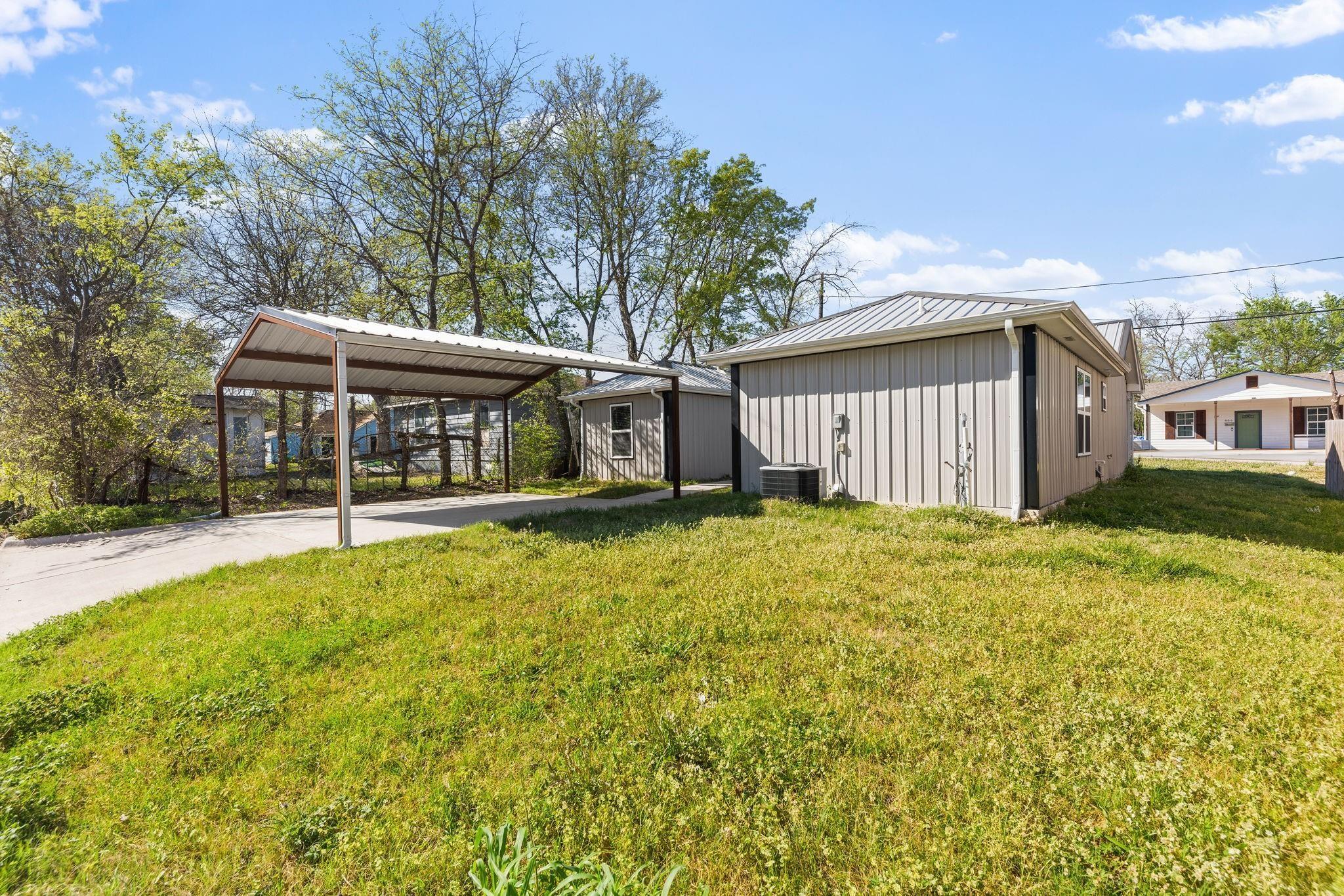 main property photo 18
