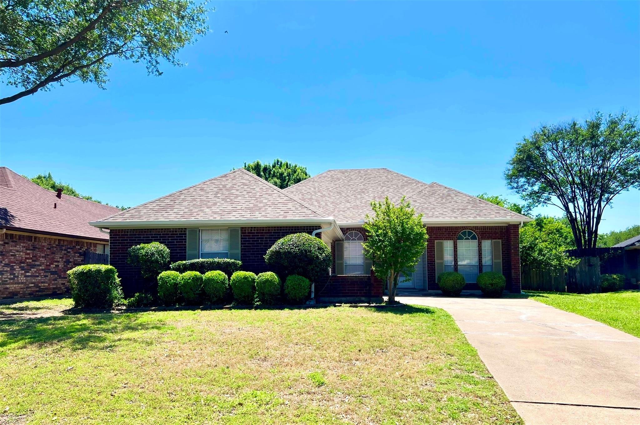 main property photo 39