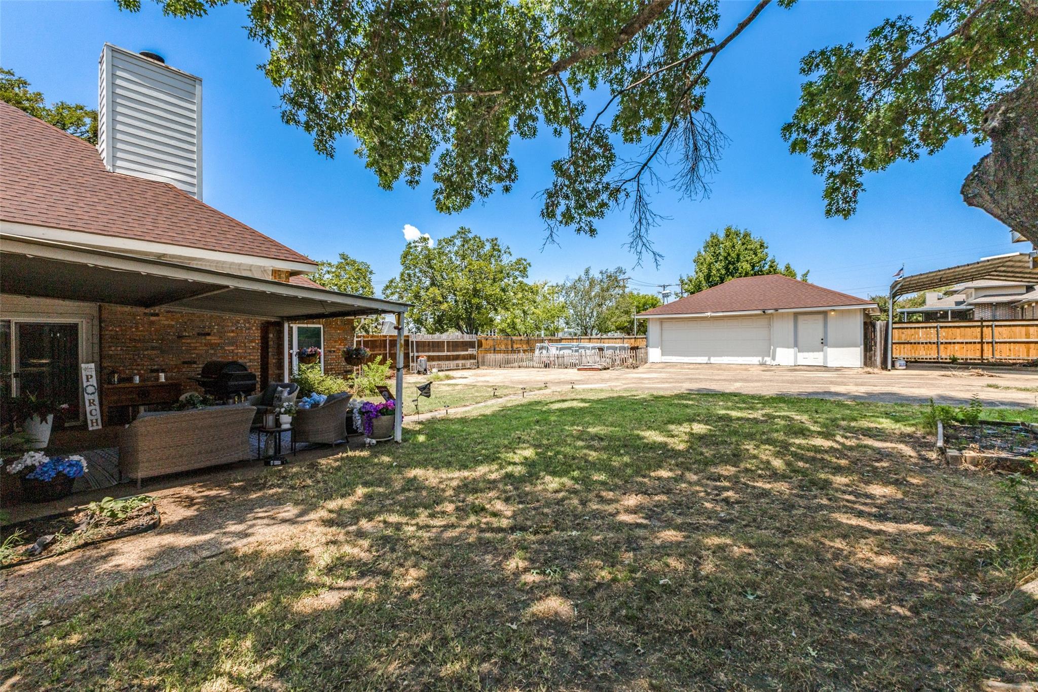 main property photo 34