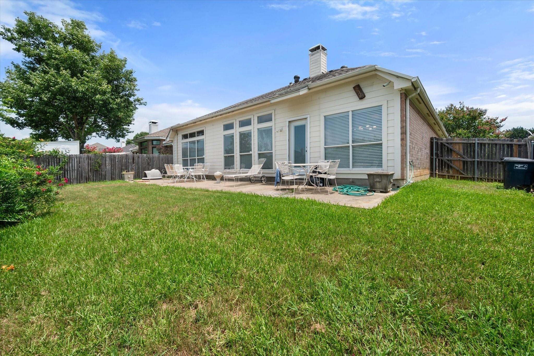 main property photo 28