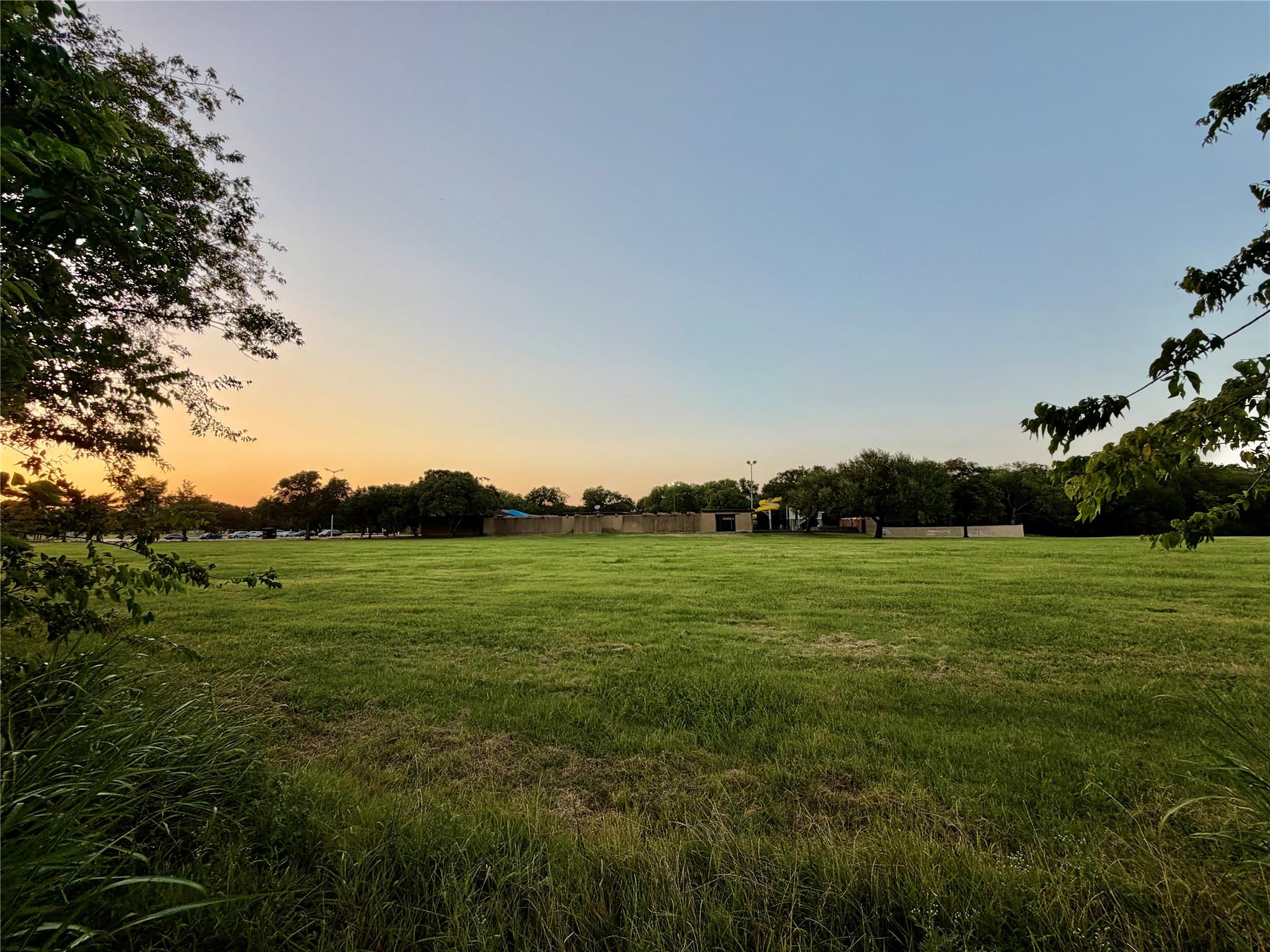 main property photo 24