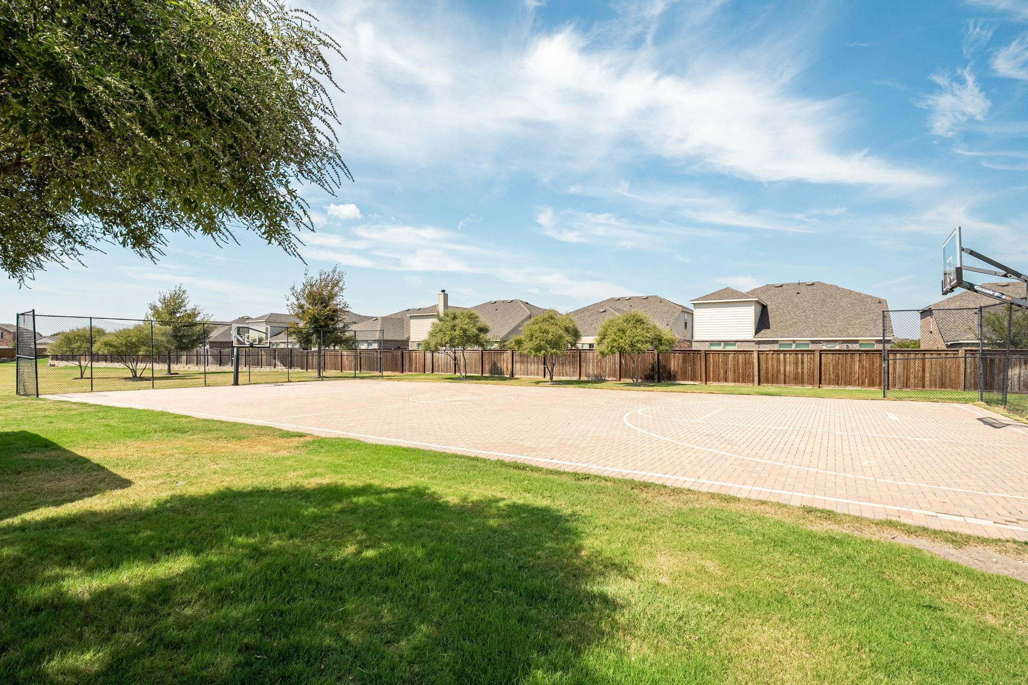 main property photo 35