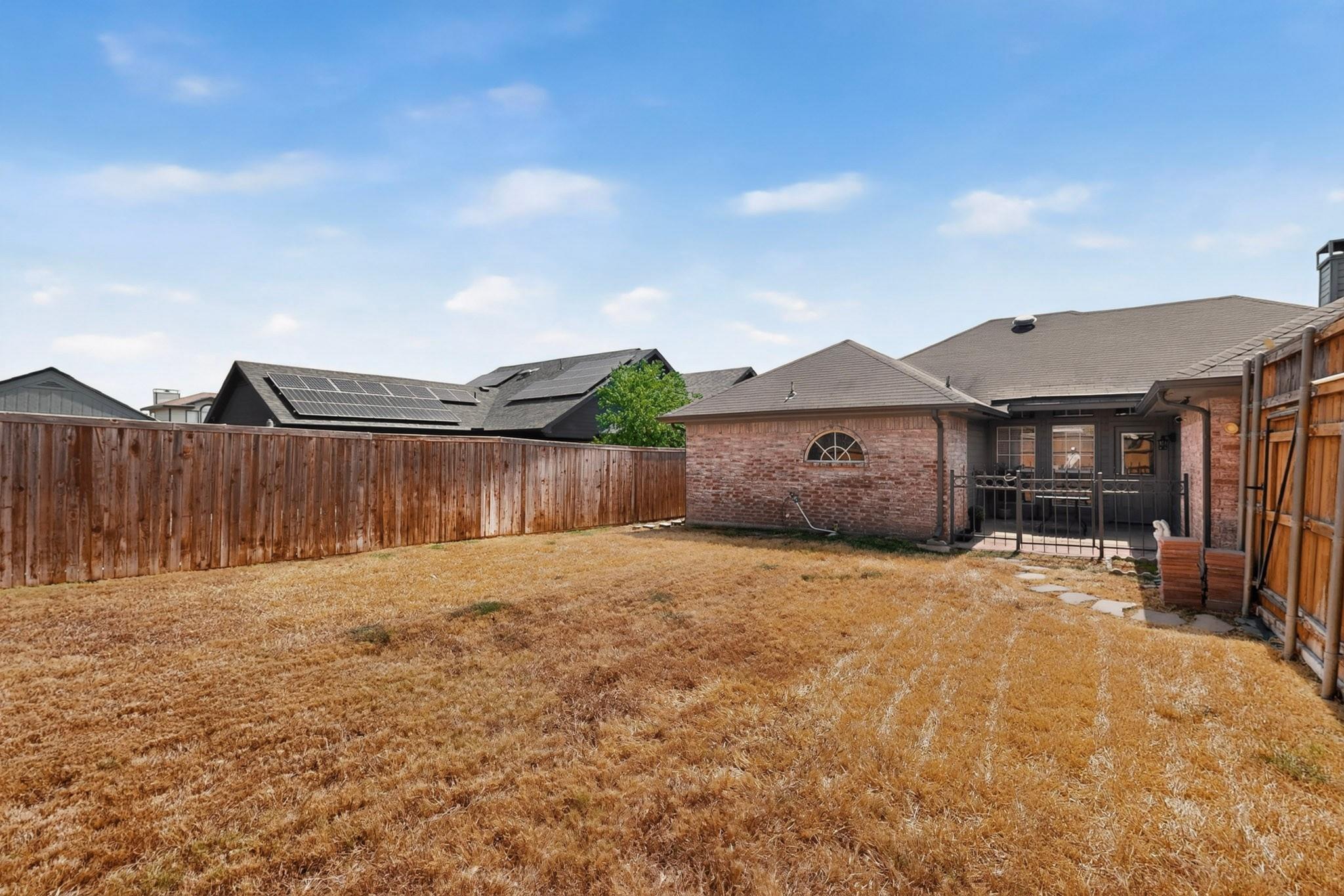 main property photo 37