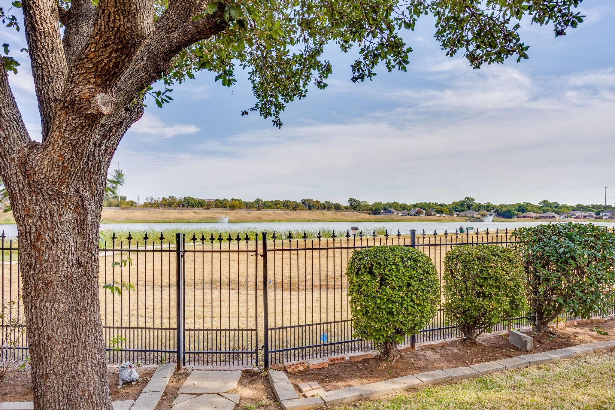 main property photo 24