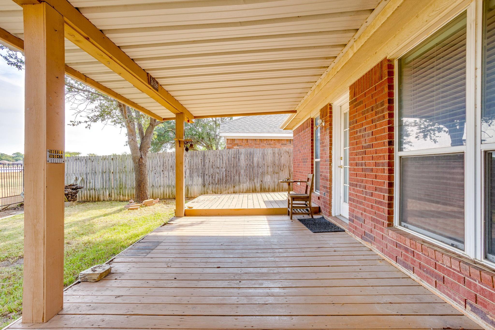 main property photo 25