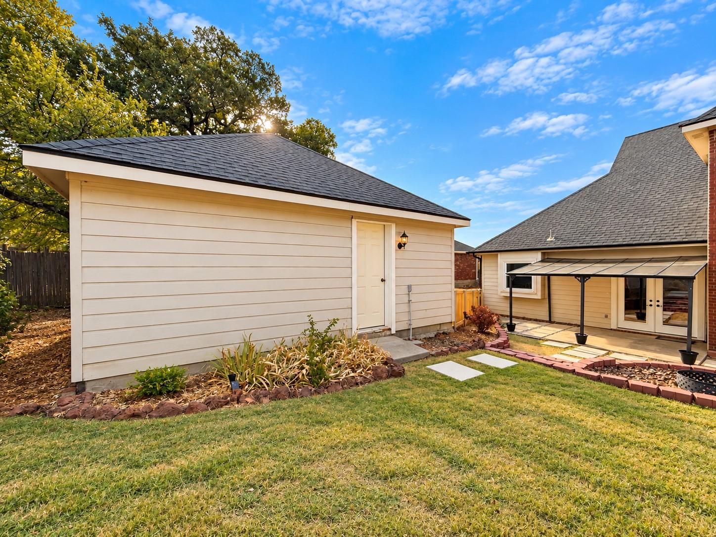 main property photo 34
