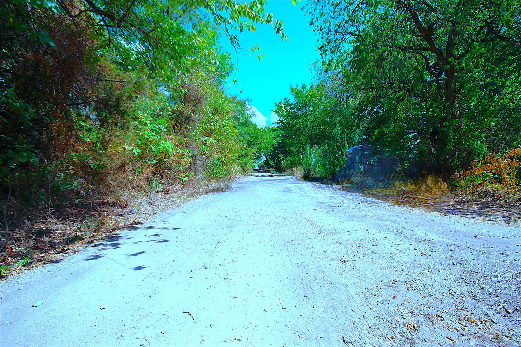 main property photo 39